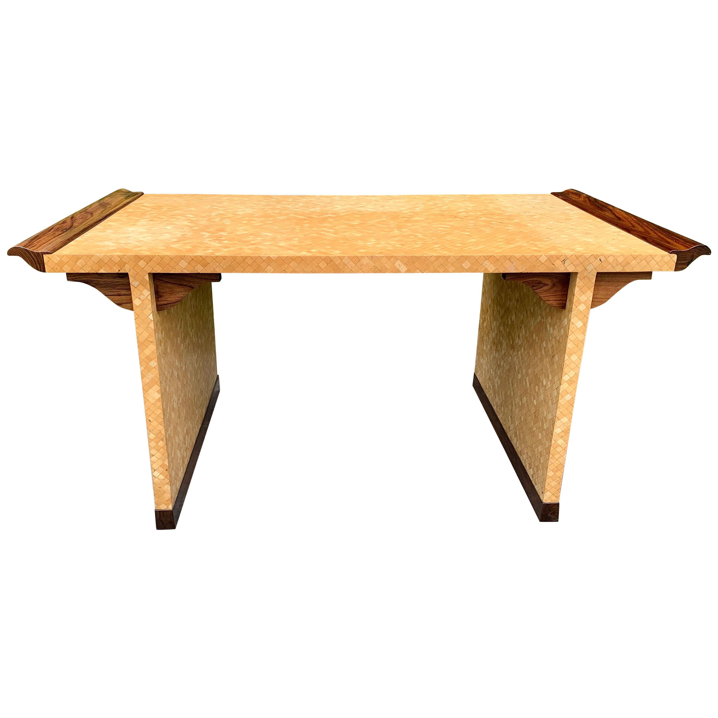 Eccezionale scrivania in legno di cocco impiallacciato con inserti in Wood Wood Ebano