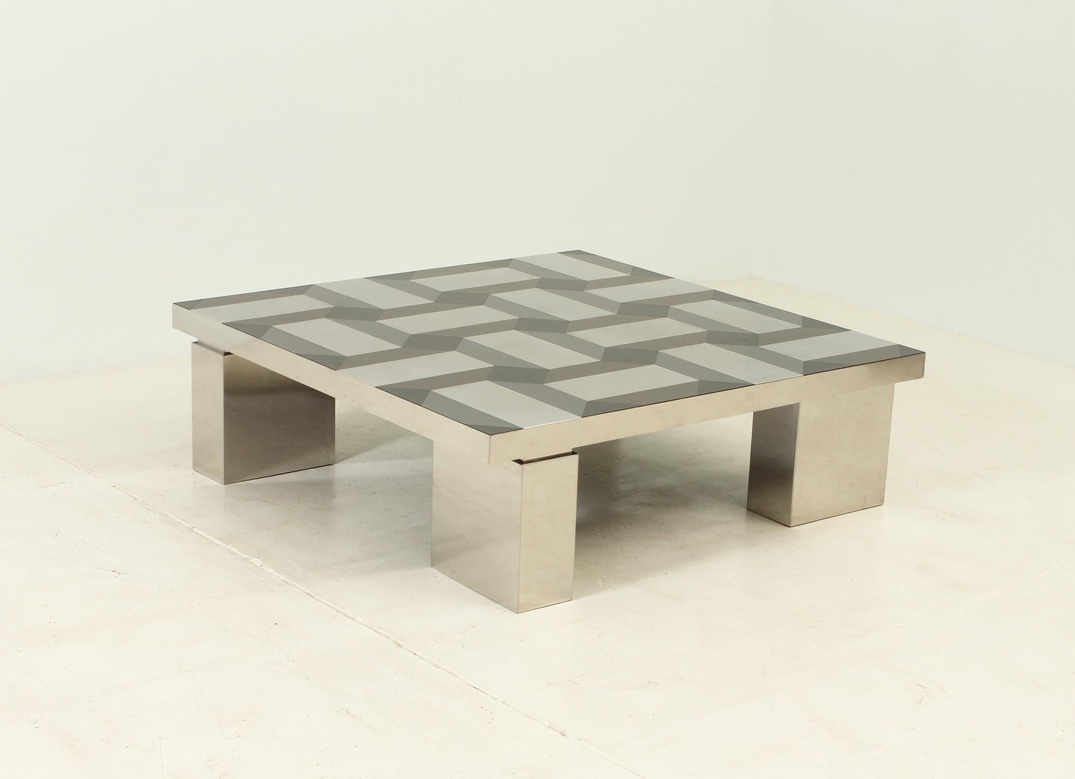 Exceptional Coffee Table with Geometric Pattern Top, Italy, 1970's In Good Condition In Barcelona, ES