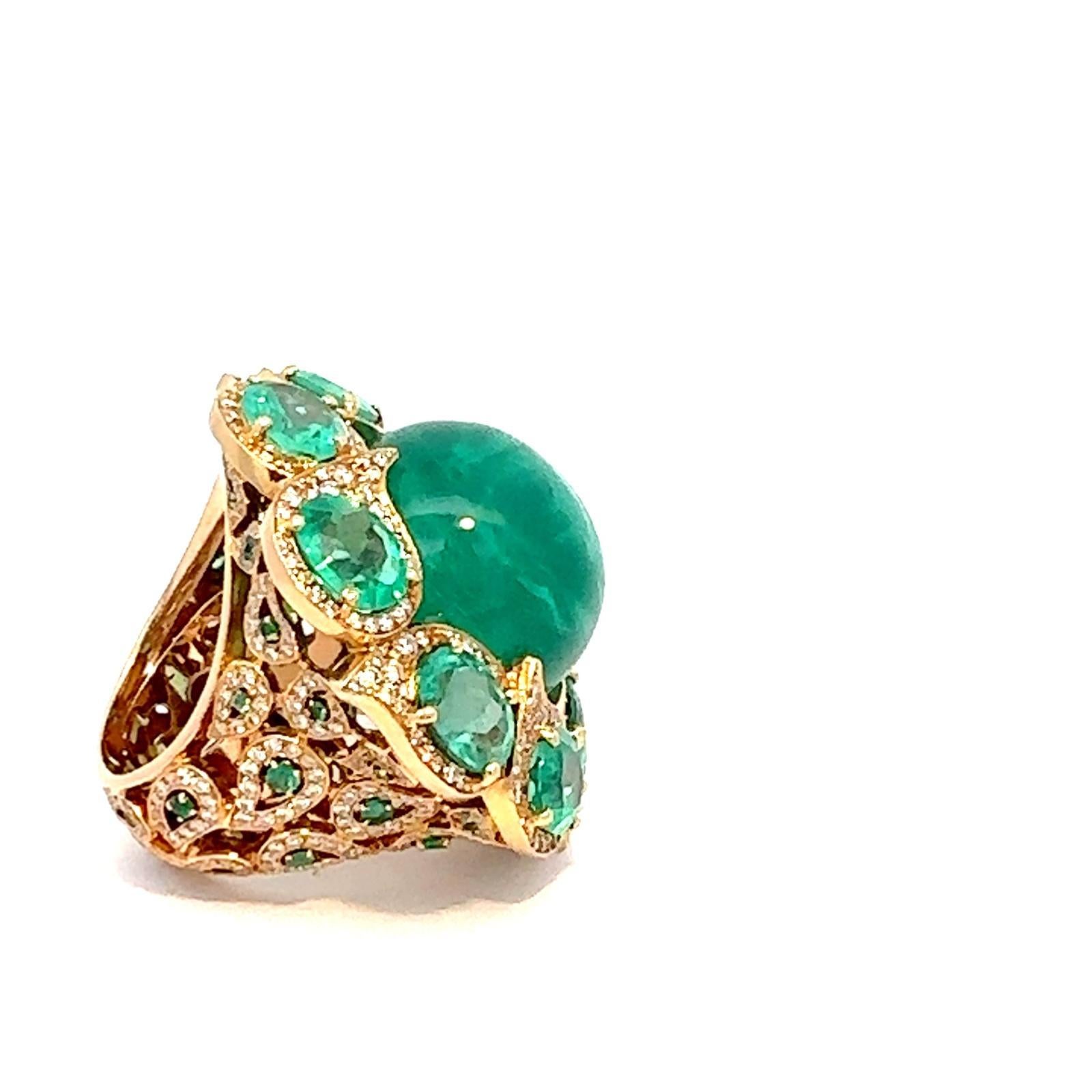 Esmeralda Brillante Anillo 45 ct AAA+ valor estimado 175000.-Euro excepcional Estilo Cabujón en venta