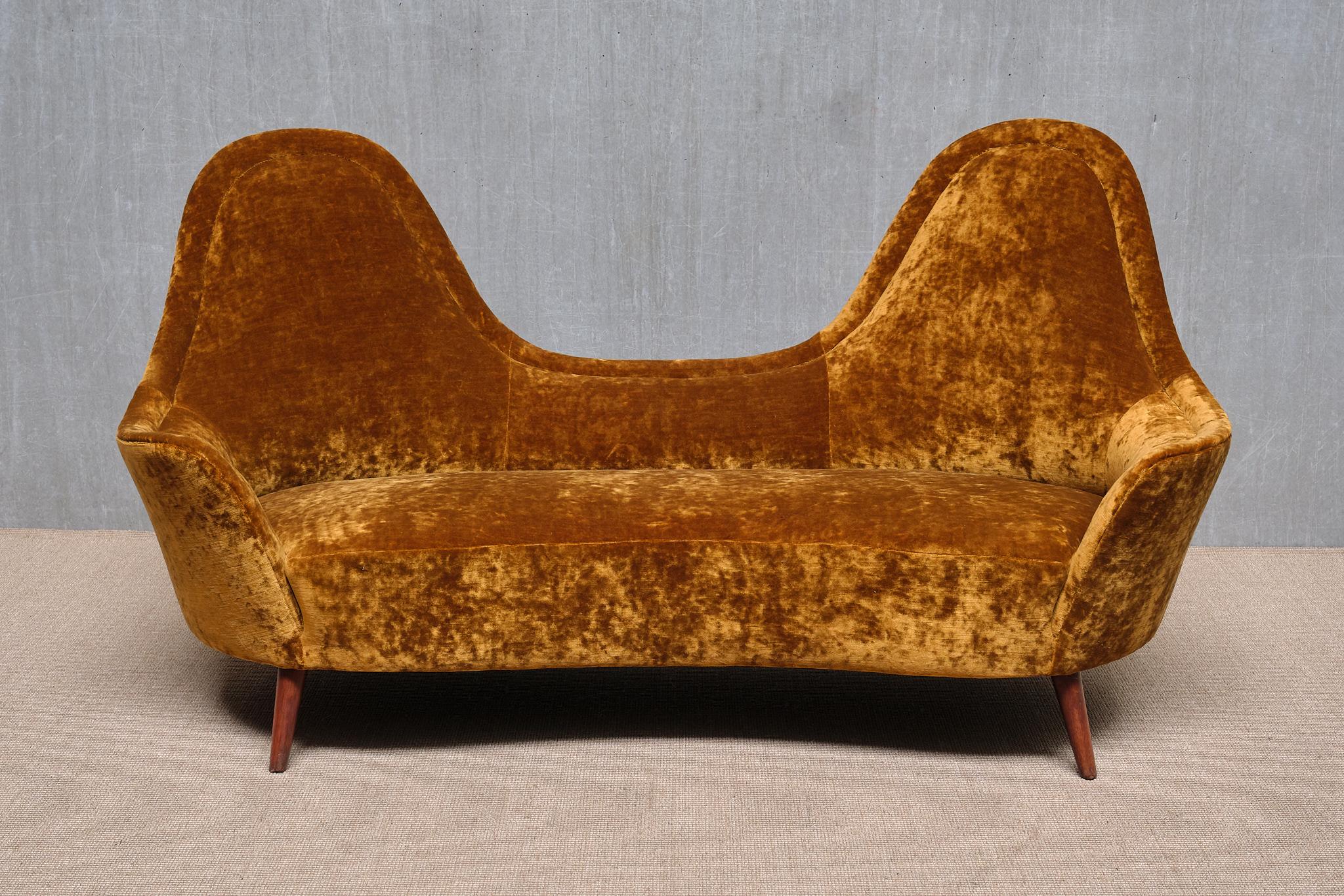 Exceptionnel canapé Cesar en velours Fadini Borghi, Italie, années 1950 Bon état - En vente à The Hague, NL
