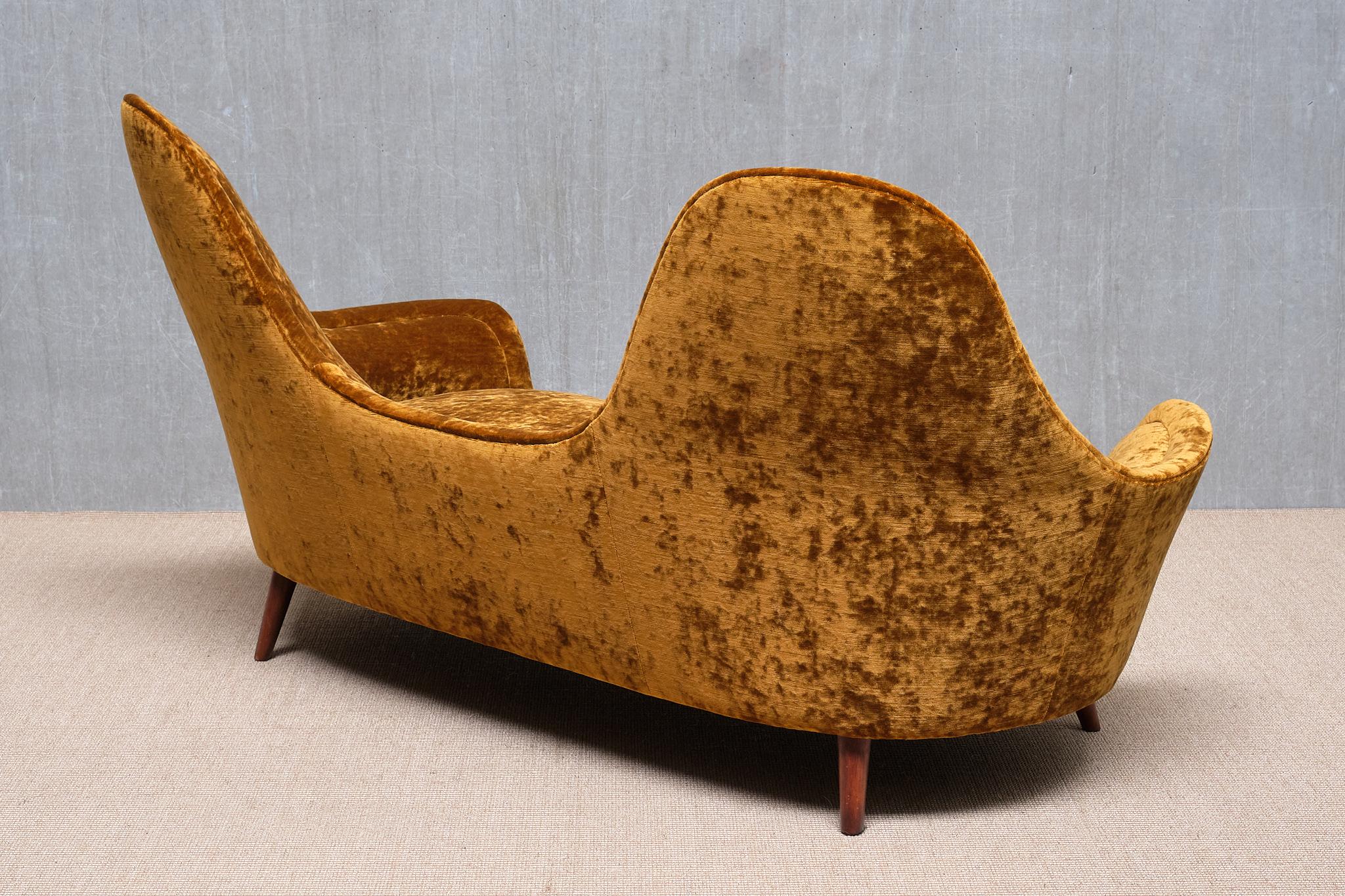 Milieu du XXe siècle Exceptionnel canapé Cesar en velours Fadini Borghi, Italie, années 1950 en vente
