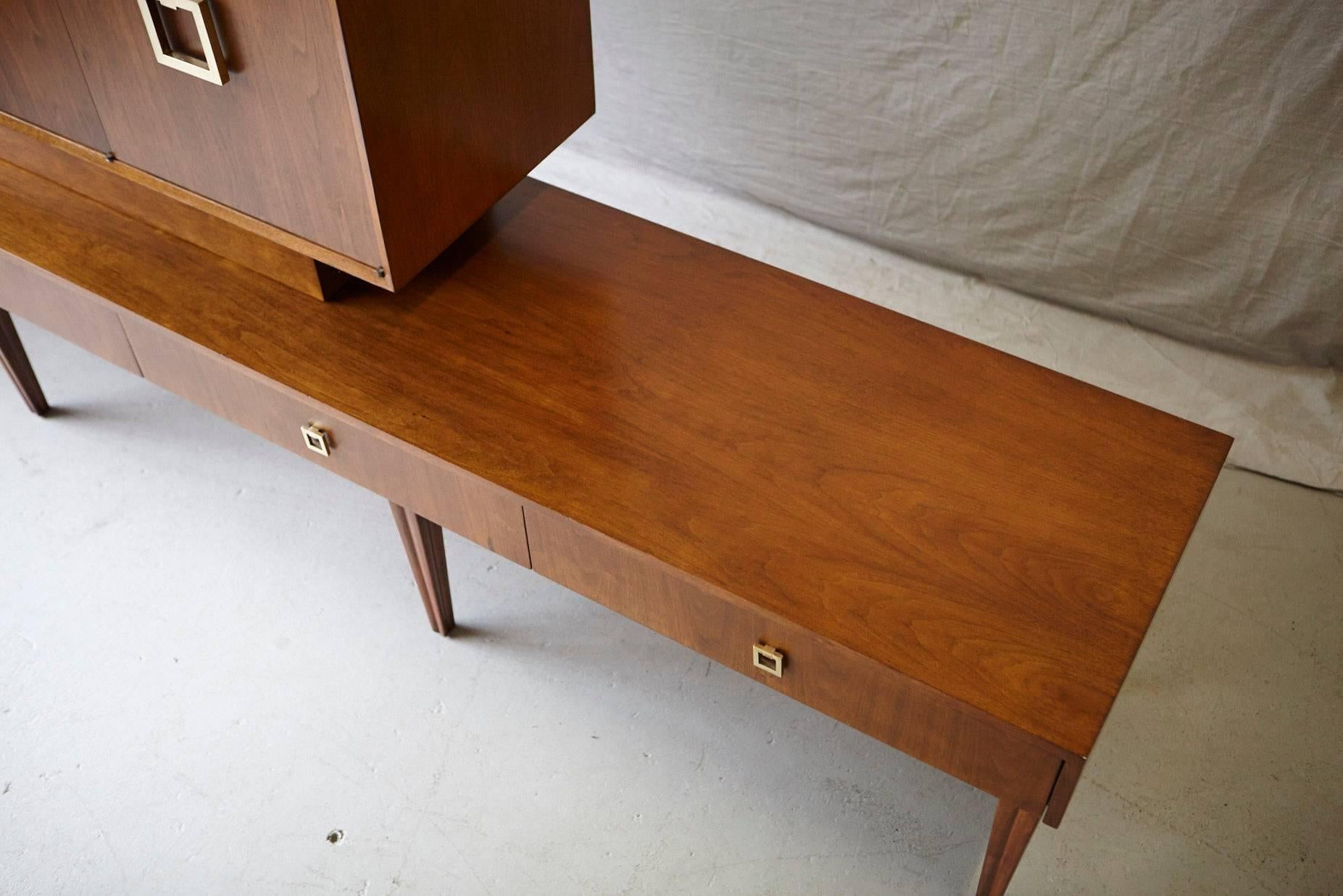 Custom Made Walnut Sideboard or Credenza with Brass Hardware, circa 1940s For Sale 1