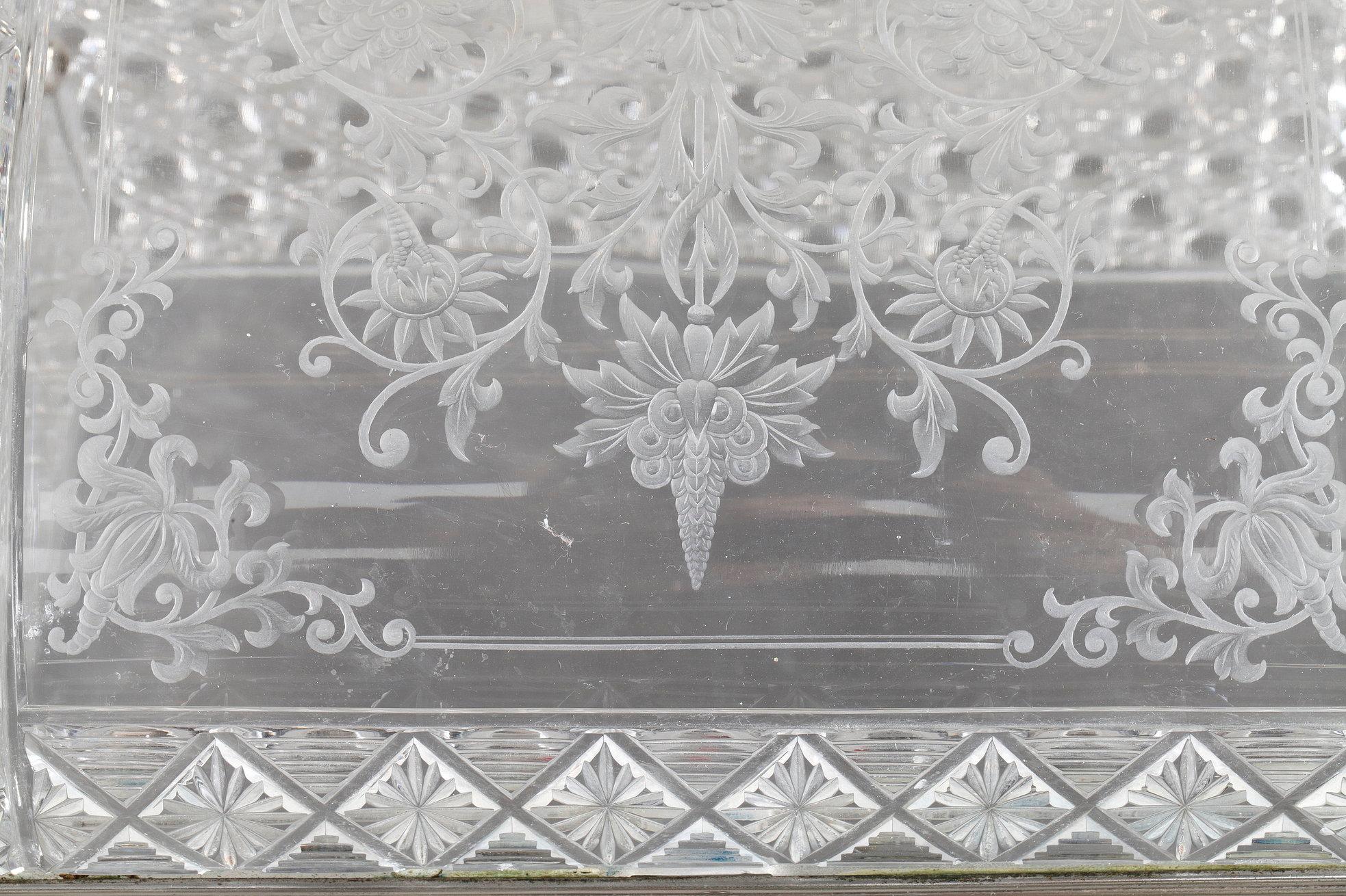 Exceptional Cut Crystal Rectangular Case from Baccarat, XIX Period 13