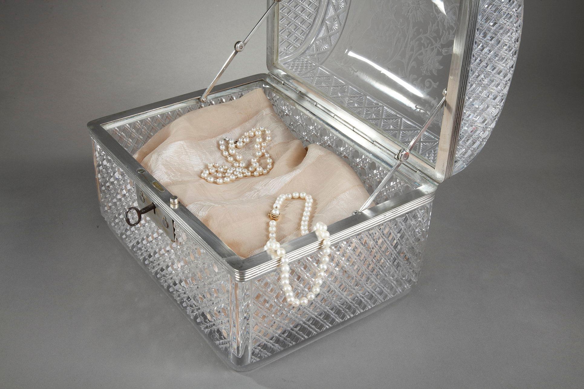 Exceptional Cut Crystal Rectangular Case from Baccarat, XIX Period 14