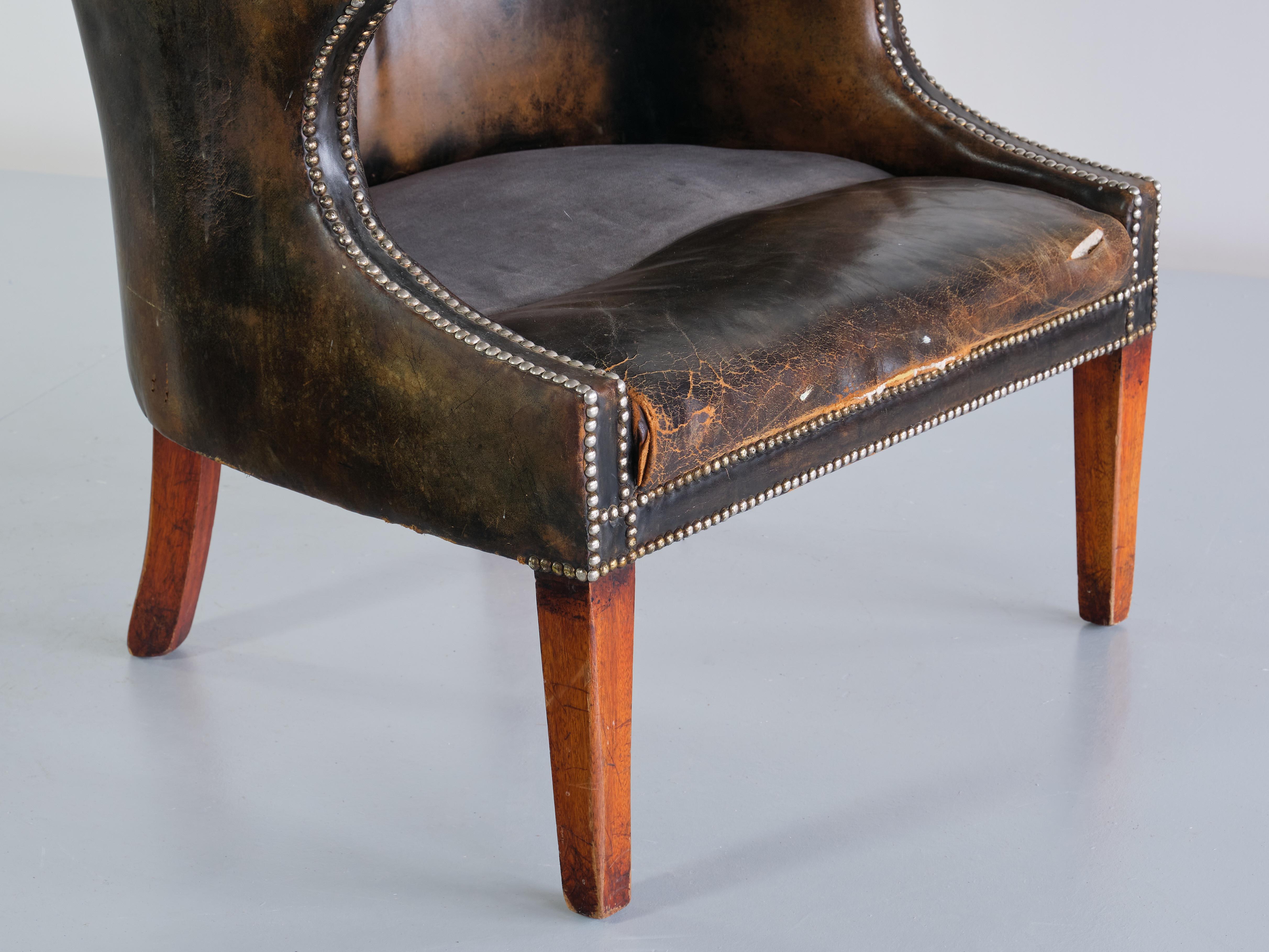 Exceptional Danish Cabinetmaker Wingback Chair in Leather and Beech, 1930s 6