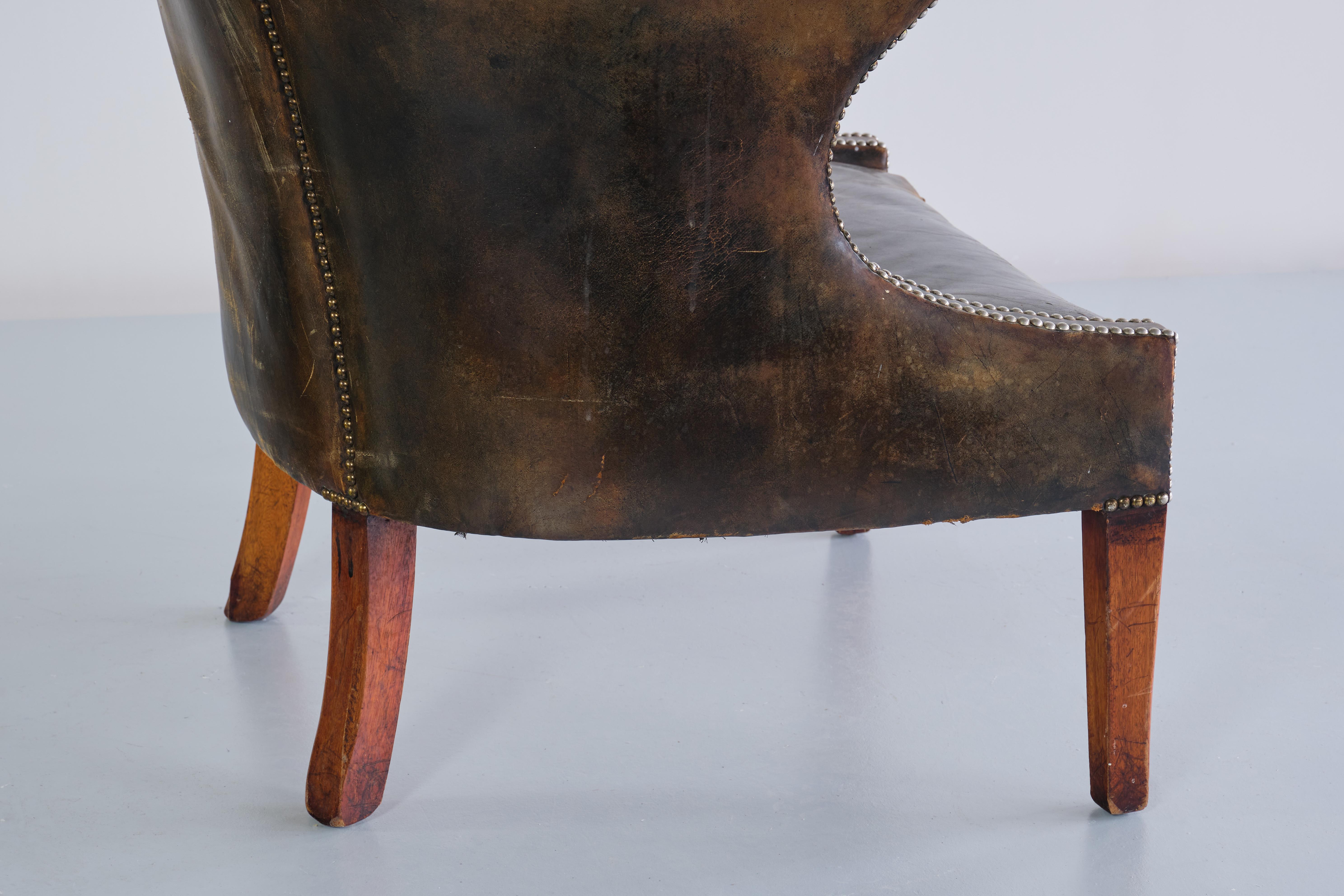 Exceptional Danish Cabinetmaker Wingback Chair in Leather and Beech, 1930s 7