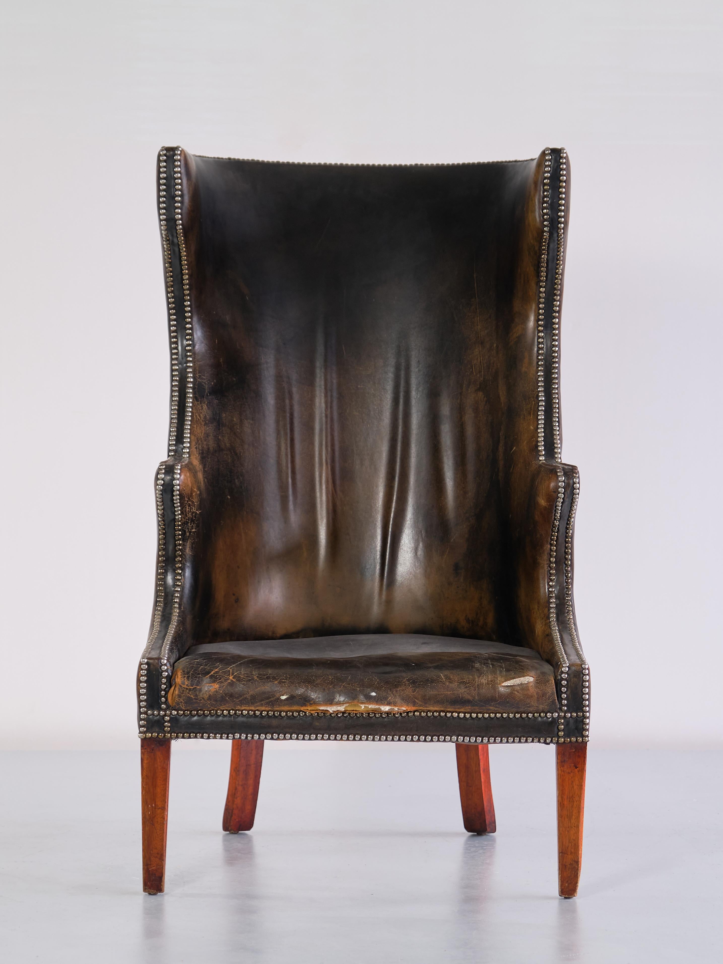 Exceptional Danish Cabinetmaker Wingback Chair in Leather and Beech, 1930s 2
