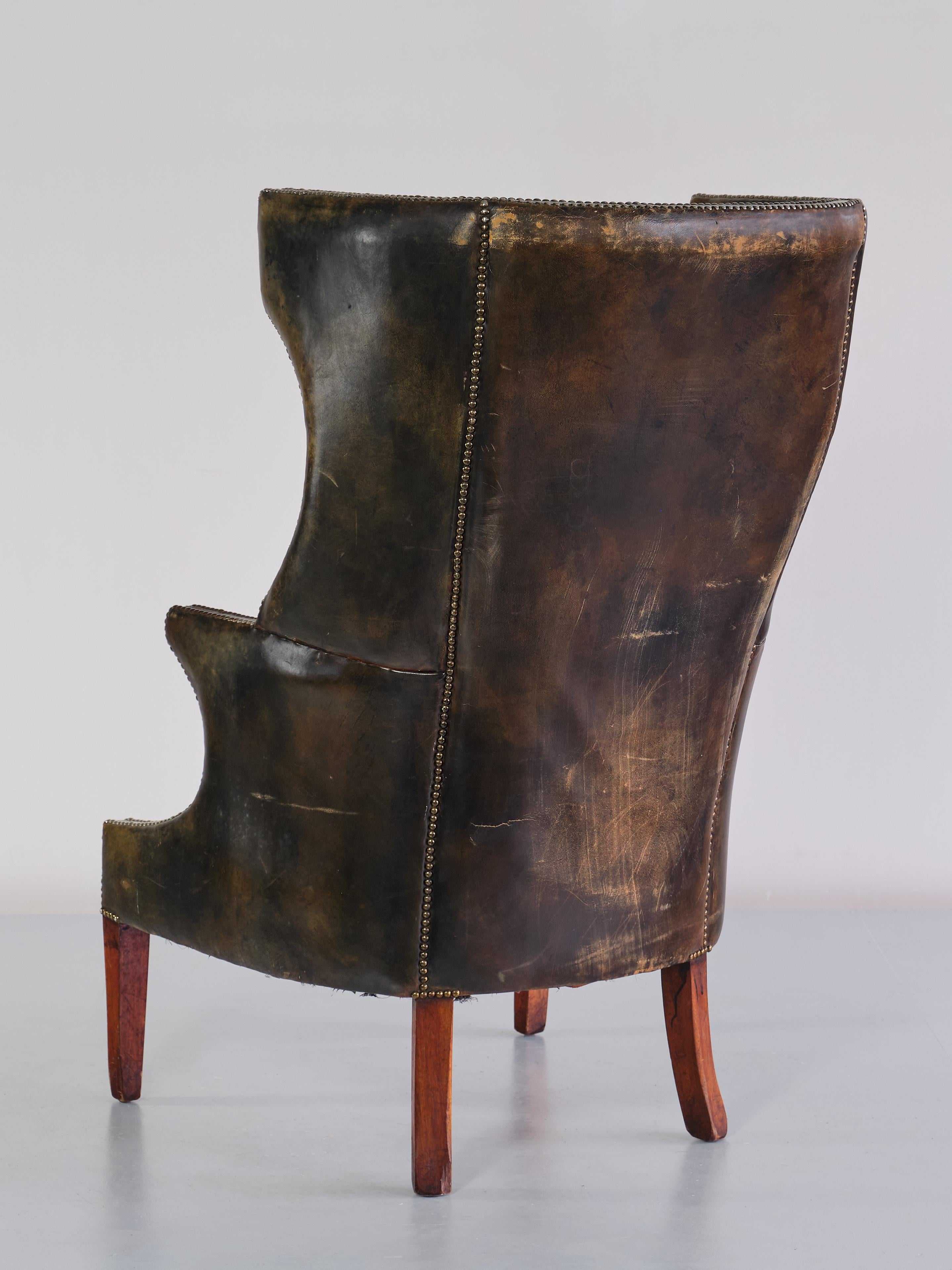 Exceptional Danish Cabinetmaker Wingback Chair in Leather and Beech, 1930s 4