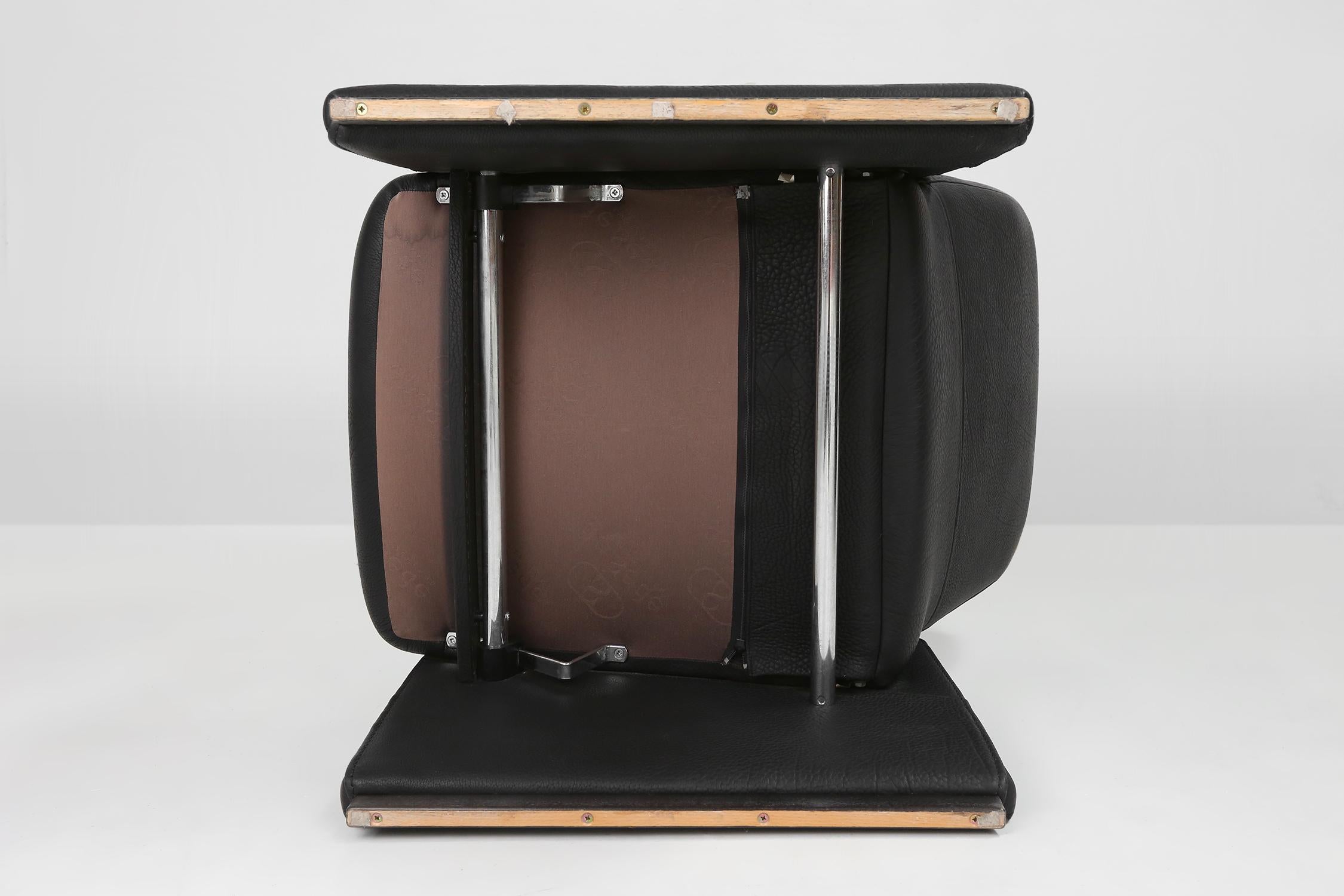 Exceptional De Sede DS50 lounge chair in black leather, Switzerland ca. 1980 For Sale 9
