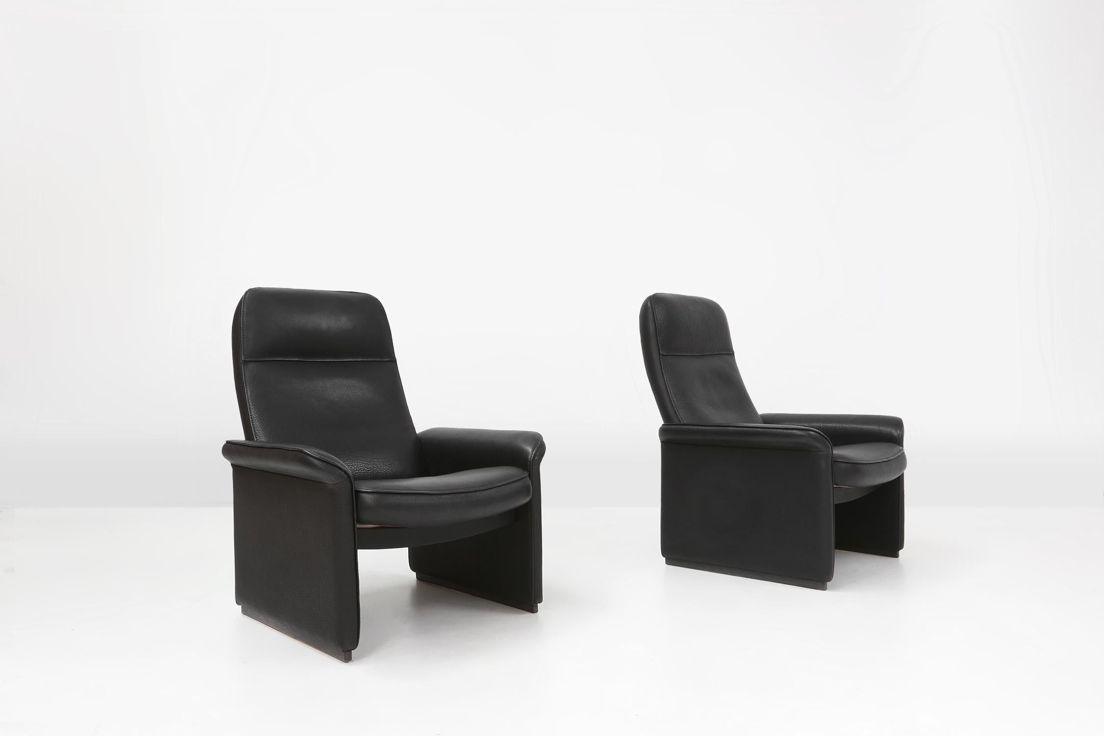 Late 20th Century Exceptional De Sede DS50 lounge chair in black leather, Switzerland ca. 1980 For Sale