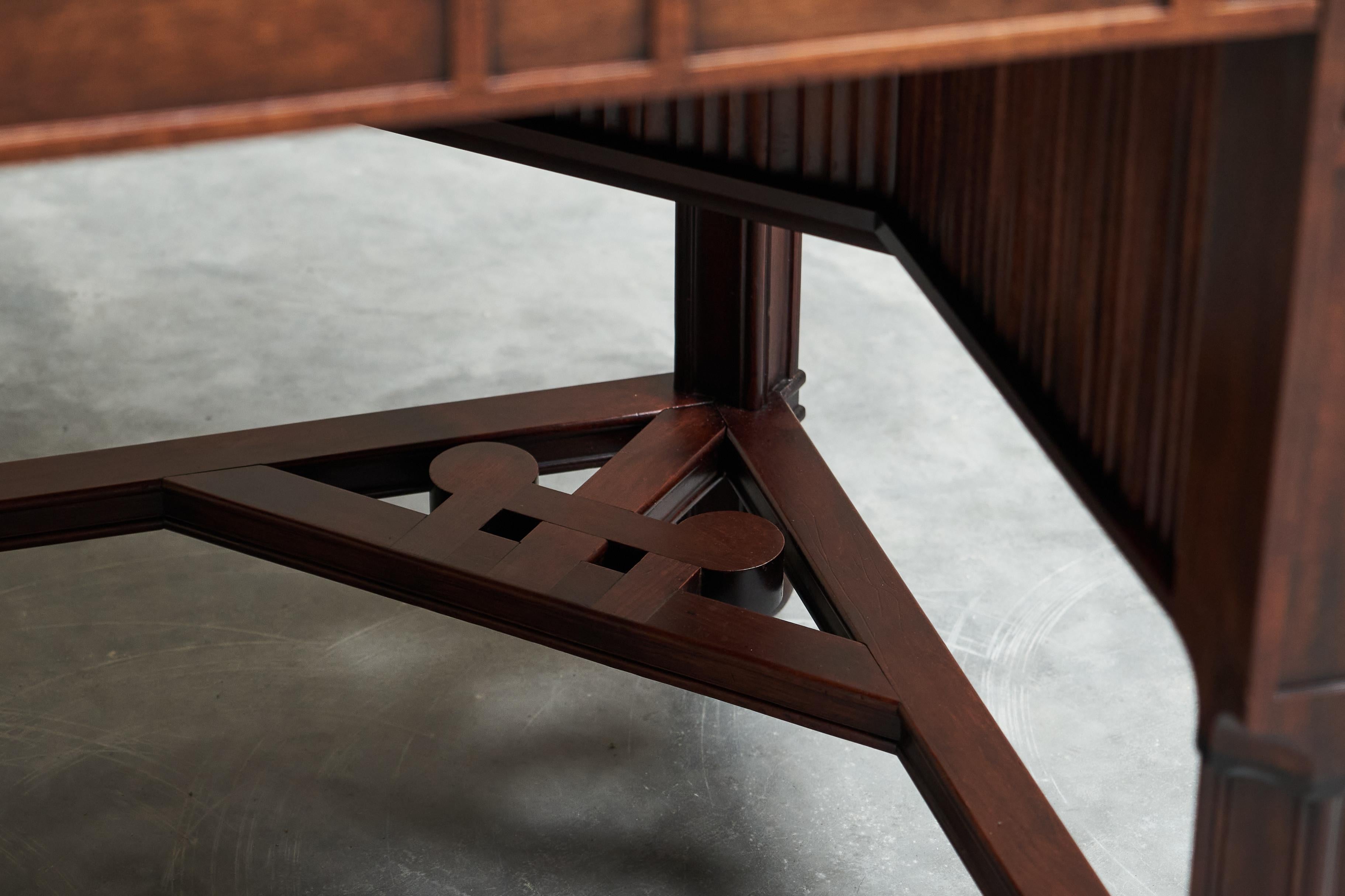 Exceptional Desk in Mahogany, Walnut, Ebony and Brass Early 20th Century For Sale 9
