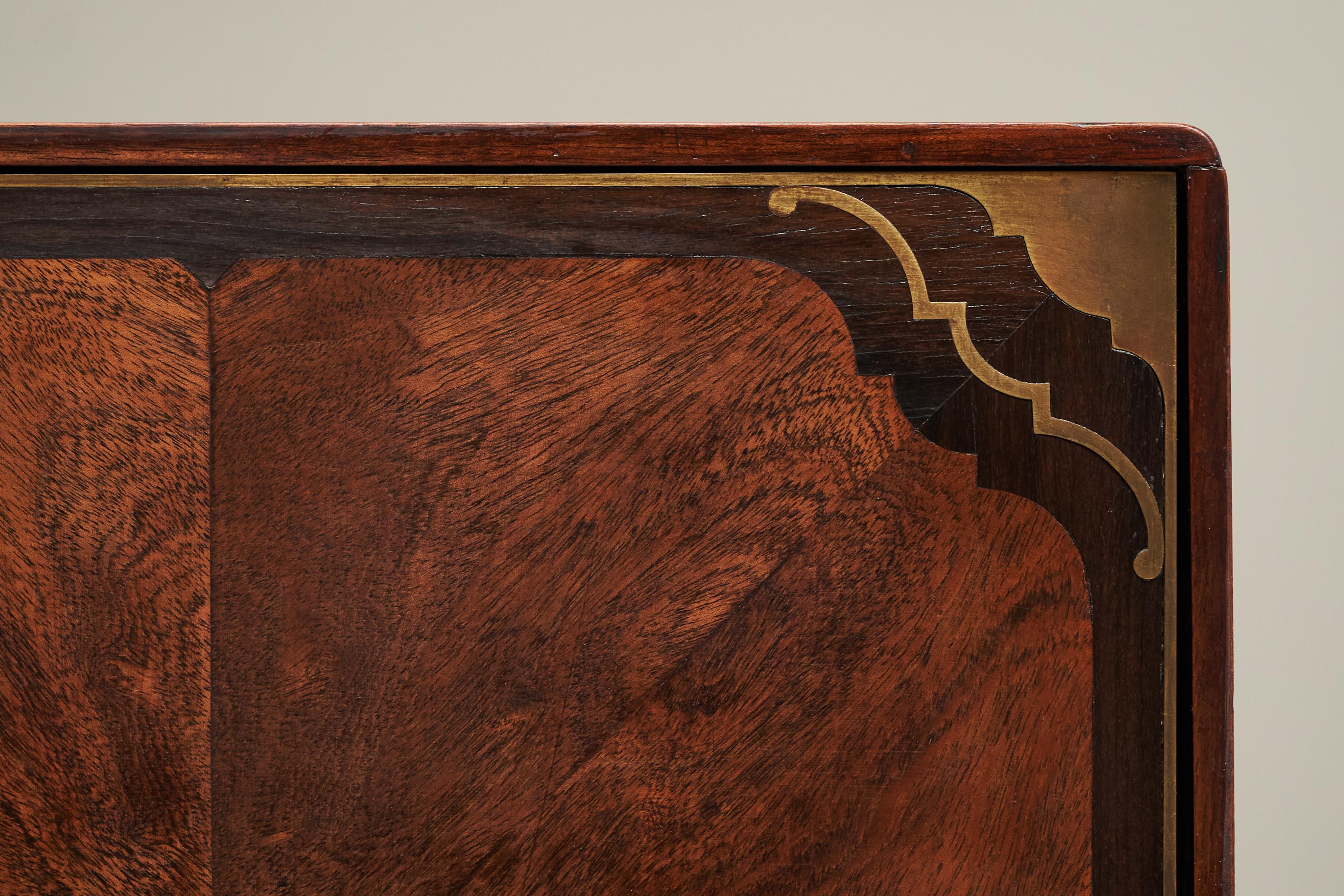 Arts and Crafts Exceptional Desk in Mahogany, Walnut, Ebony and Brass Early 20th Century For Sale