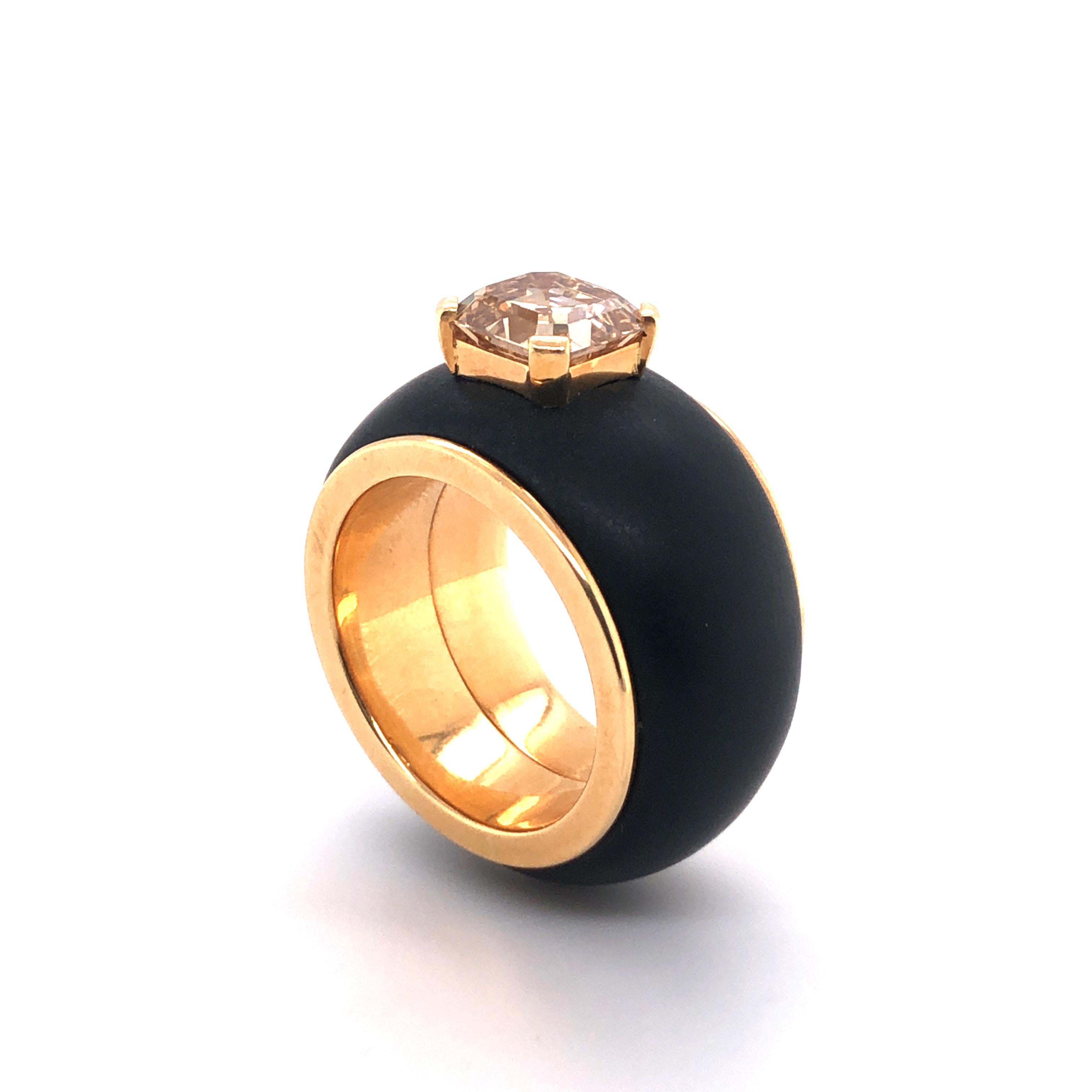 Exceptional Diamond Ring in Rose Gold 750 For Sale 1