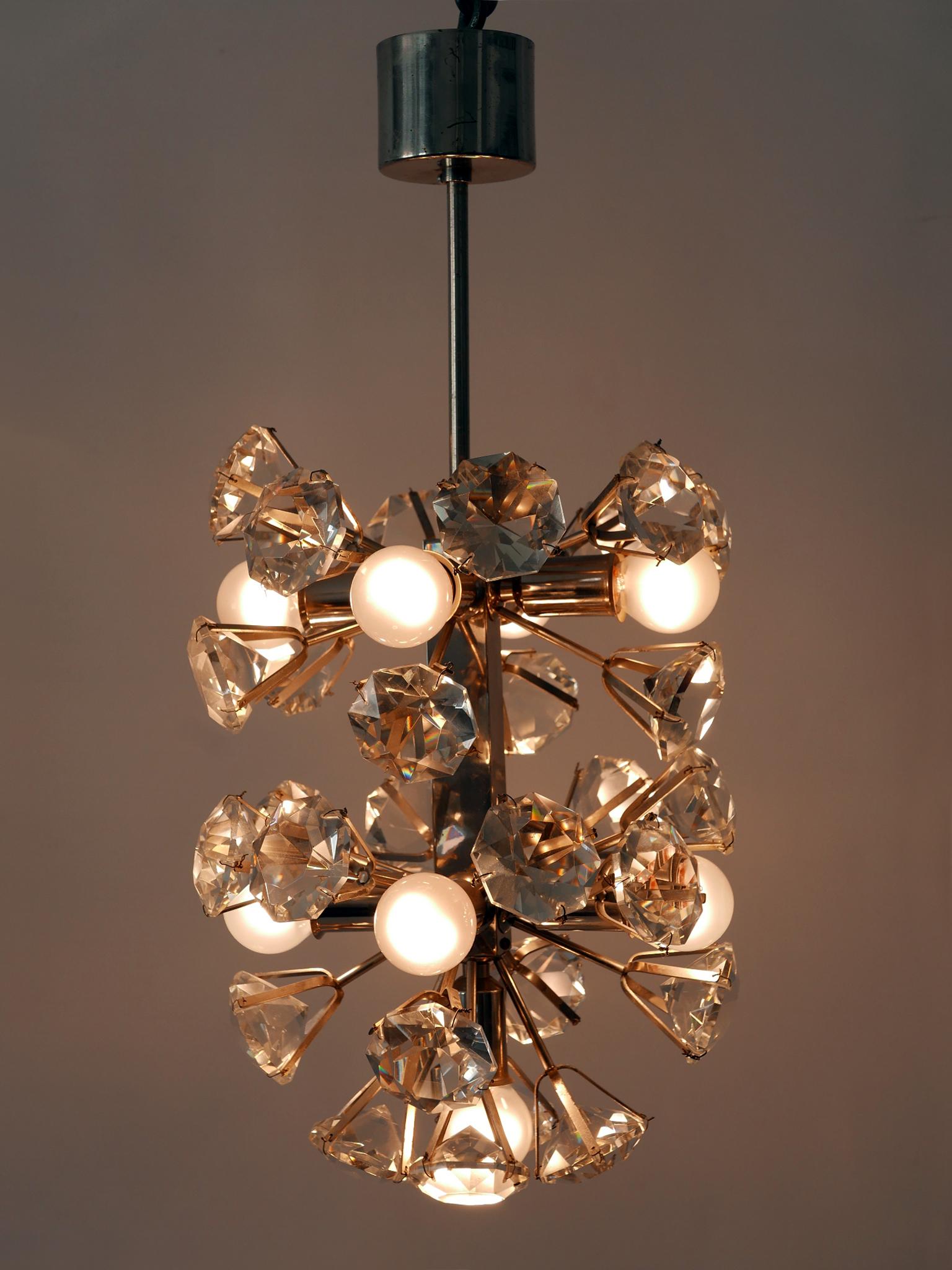 Exceptional Diamond Shaped Large Crystal Glass Chandelier by Bakalowits & Sons For Sale 1