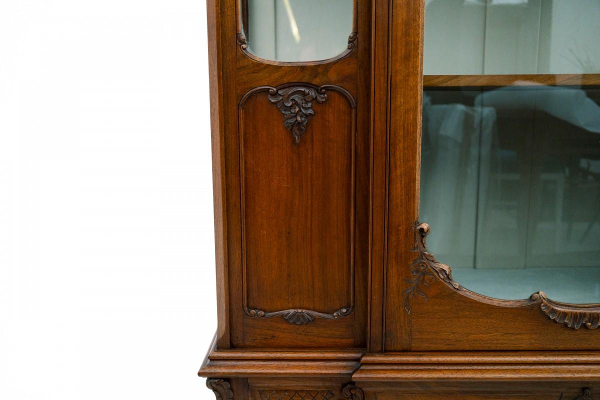 Noyer Exceptionnelle vitrine, Europe occidentale, France, vers 1910. en vente