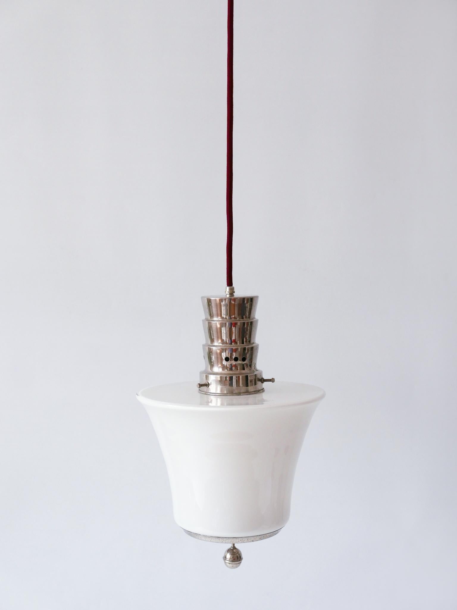 Allemand Exceptionnelle lampe à suspension Art Déco Dr. Twerdy originale du Bauhaus, années 1920, Allemagne en vente
