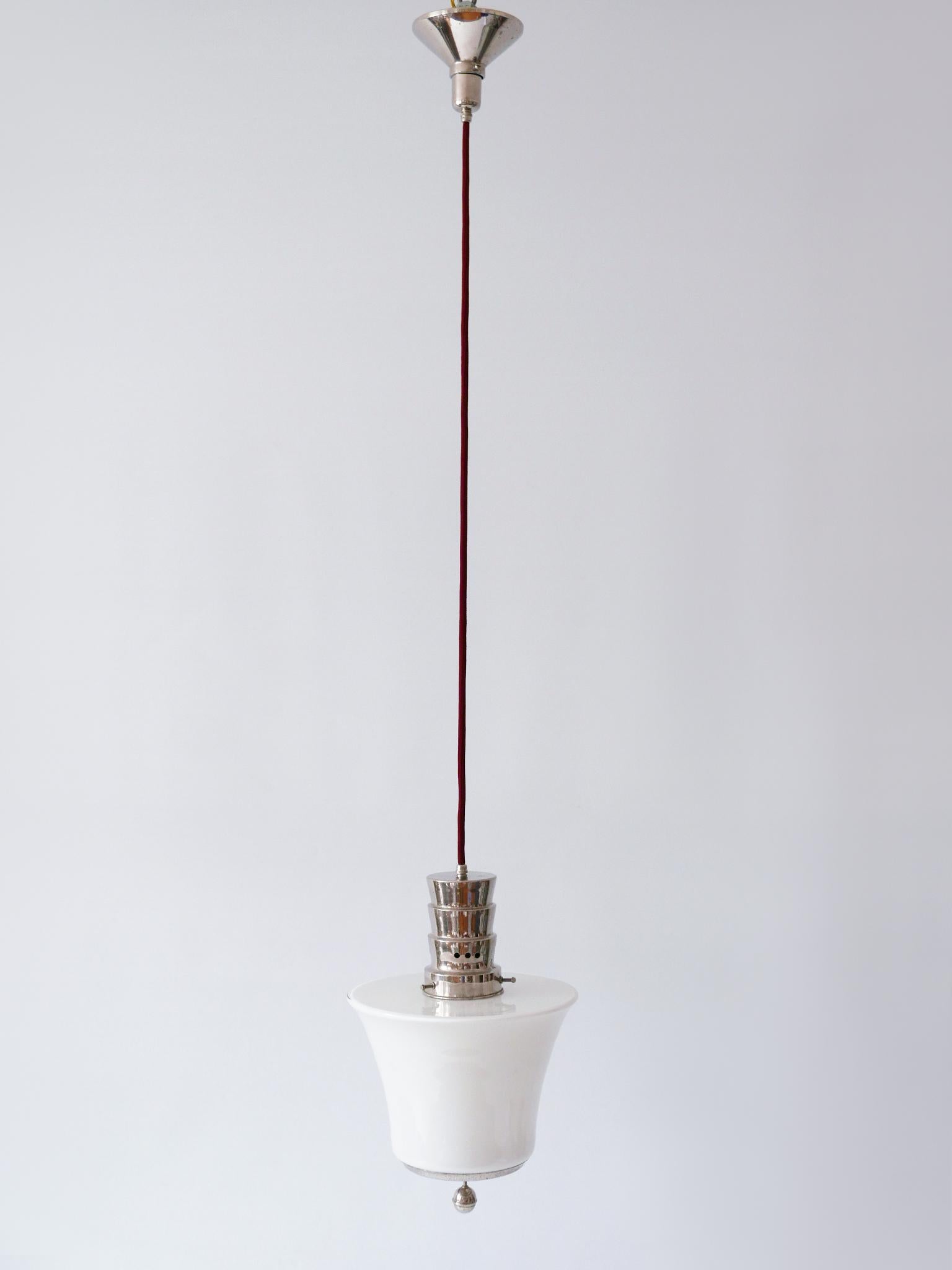 Plaqué Exceptionnelle lampe à suspension Art Déco Dr. Twerdy originale du Bauhaus, années 1920, Allemagne en vente