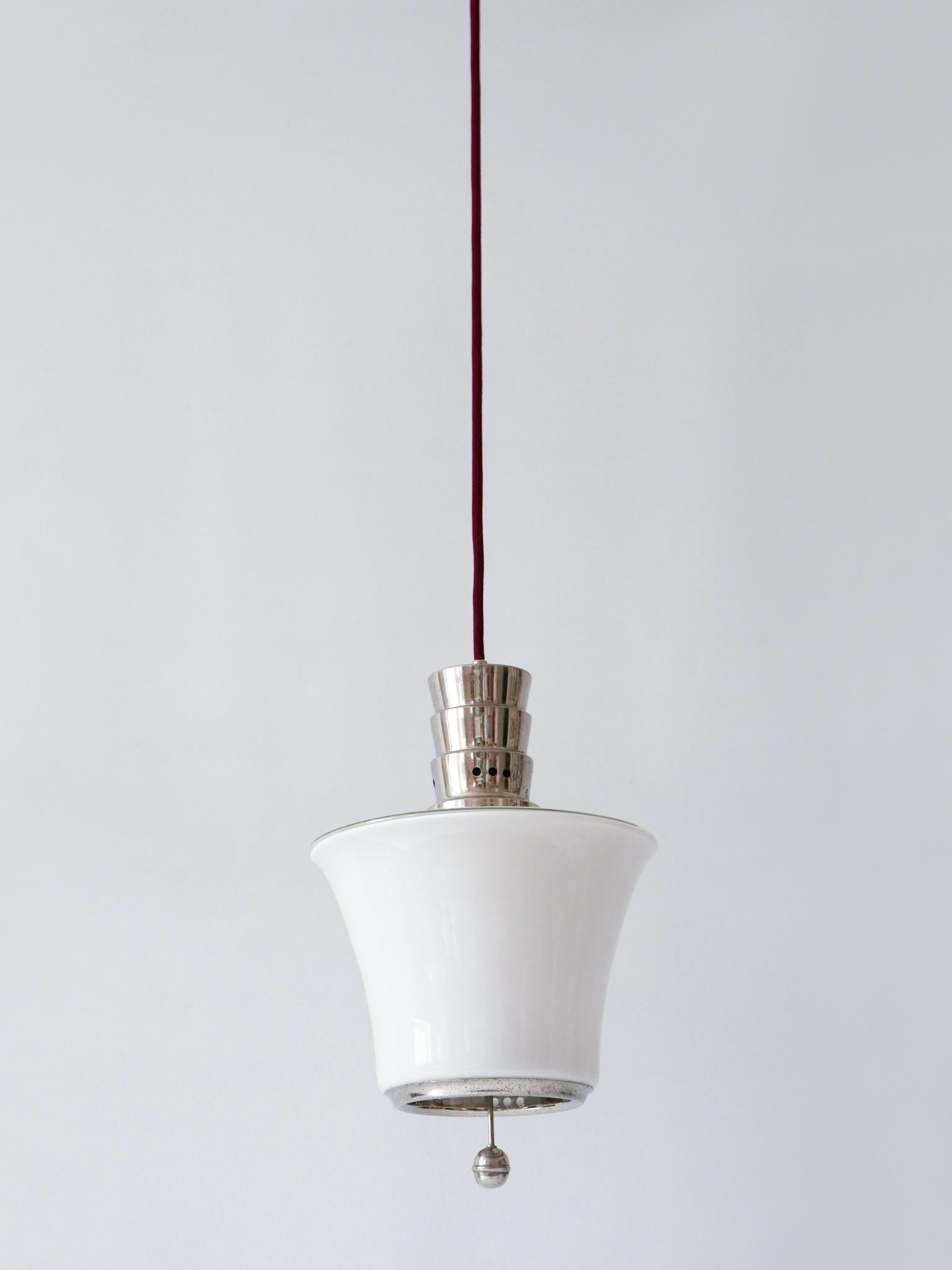 Laiton Exceptionnelle lampe à suspension Art Déco Dr. Twerdy originale du Bauhaus, années 1920, Allemagne en vente