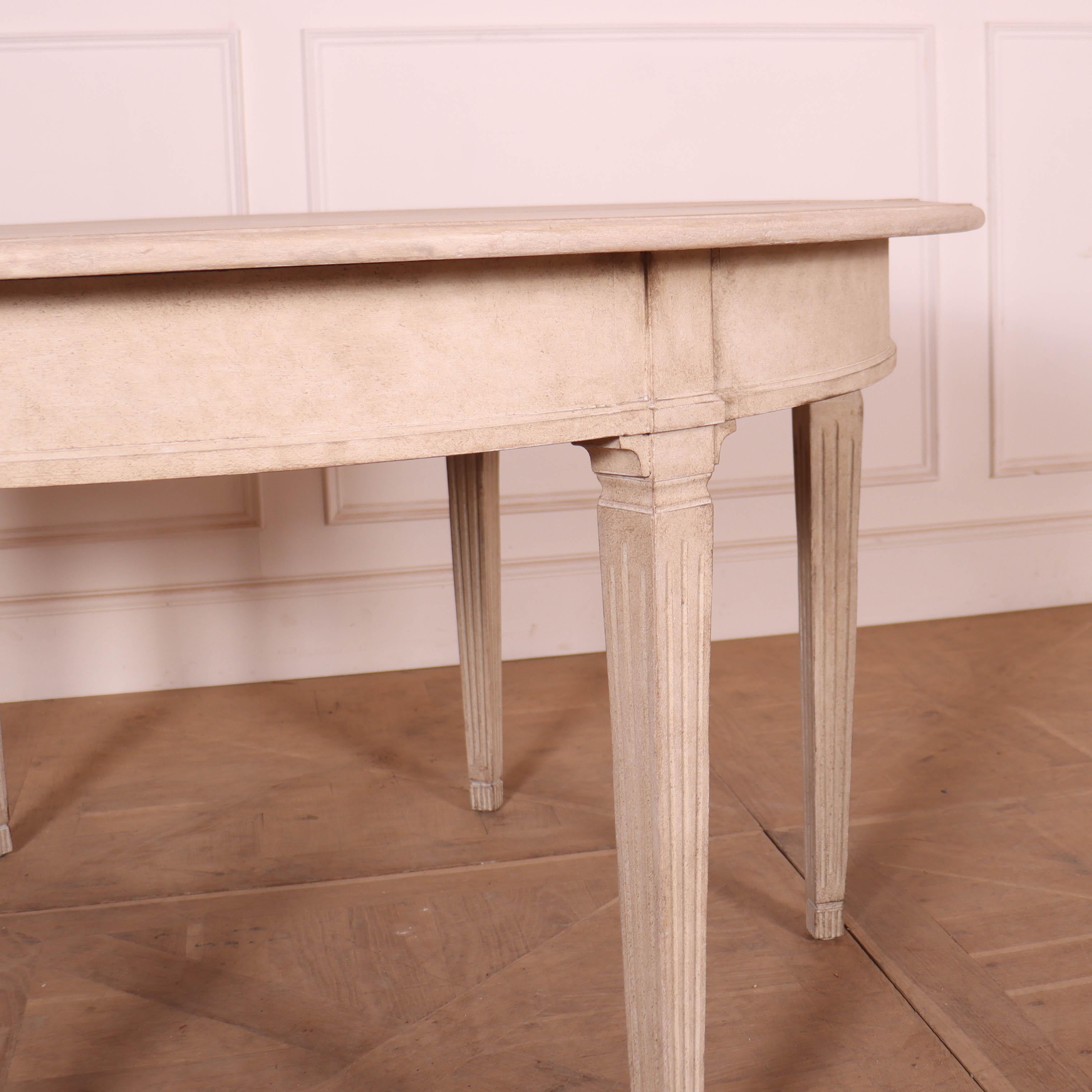 Exceptional Early 20th C Swedish Gustavian Style Dining Table and Chairs In Good Condition In Leamington Spa, Warwickshire