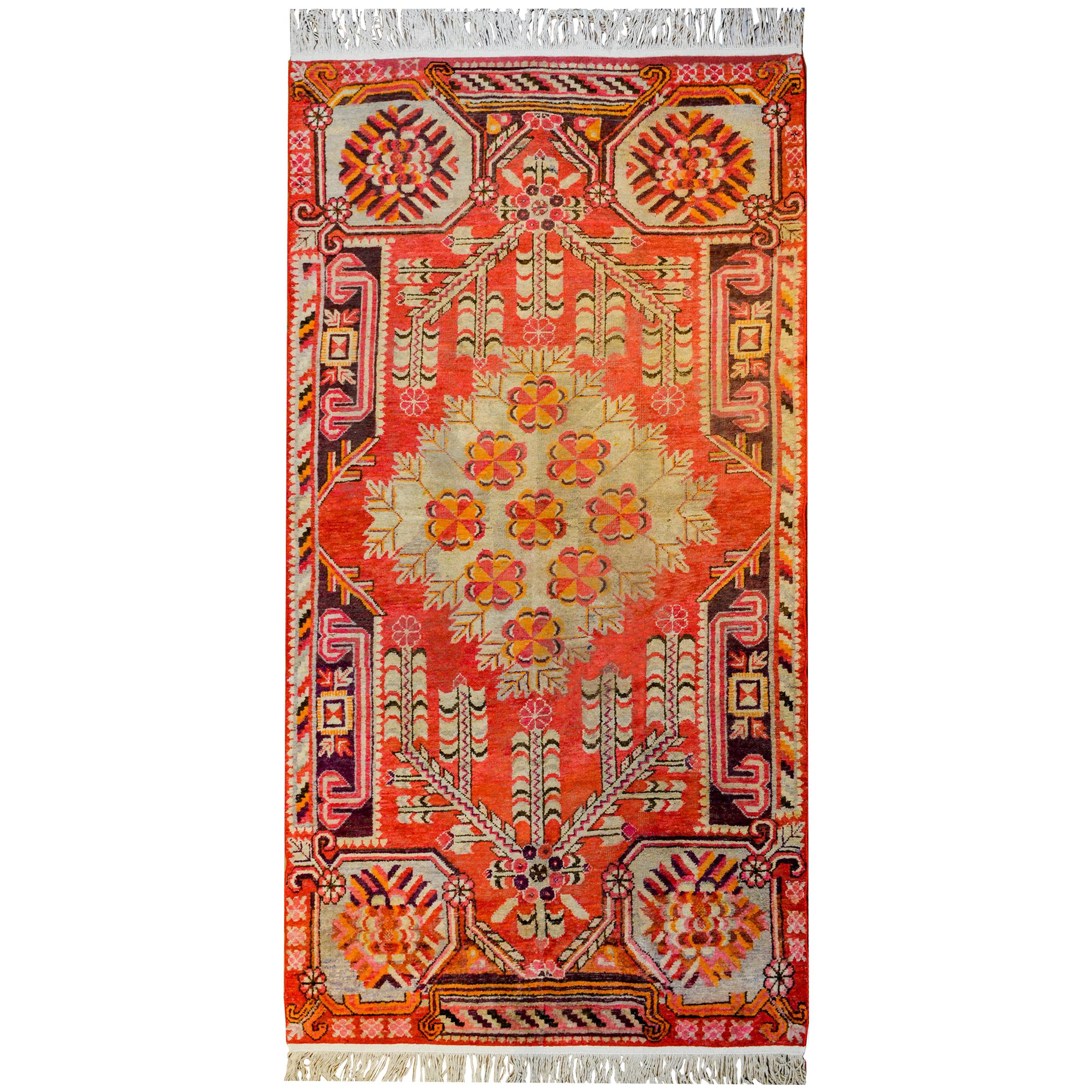 Exceptional Early 20th Century Khotan Rug For Sale