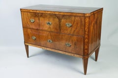Exceptional Early Viennese Biedermeier Chest of Drawers, Vienna, circa 1820.