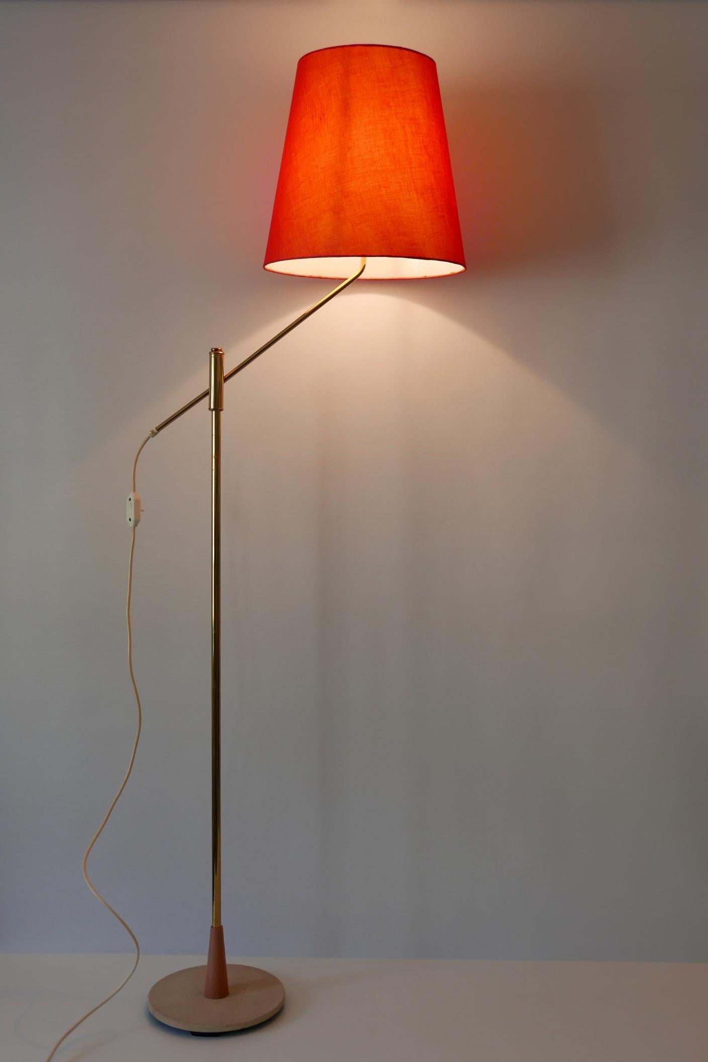 Außergewöhnliche, elegante und verstellbare Mid-Century-Modern-Stehlampe, 1950er Jahre, Deutschland (Messing) im Angebot