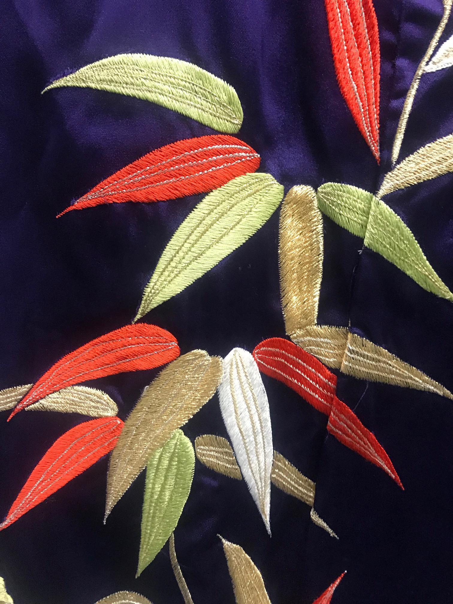 Exceptional Embroidered Brocade Vintage Japanese Ceremonial Kimono 3