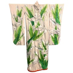 Außergewöhnlicher bestickter japanischer zeremonieller Kimono aus Brokat im Vintage-Stil