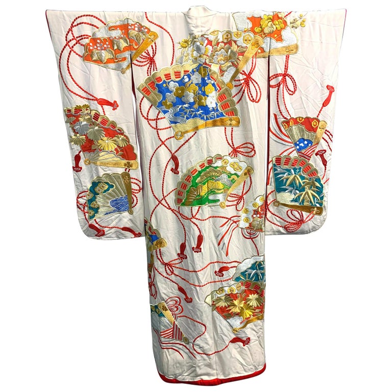 Exceptional Embroidered Vintage Japanese Ceremonial Kimono For Sale at