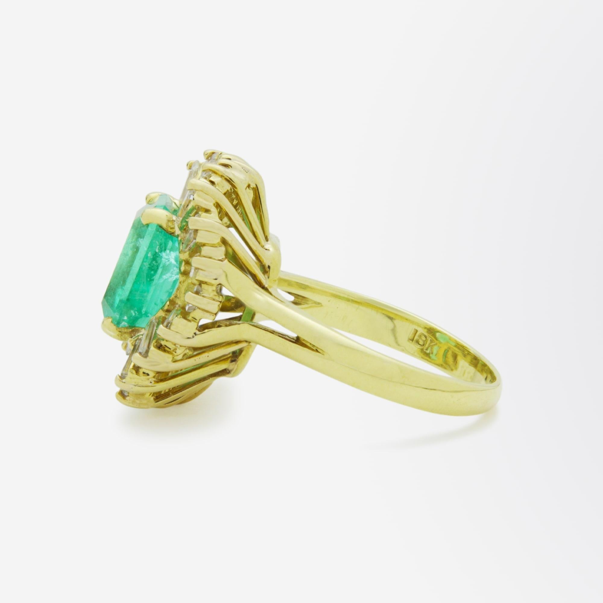 Retro Exceptional Emerald and Diamond 'Ballerina' Ring