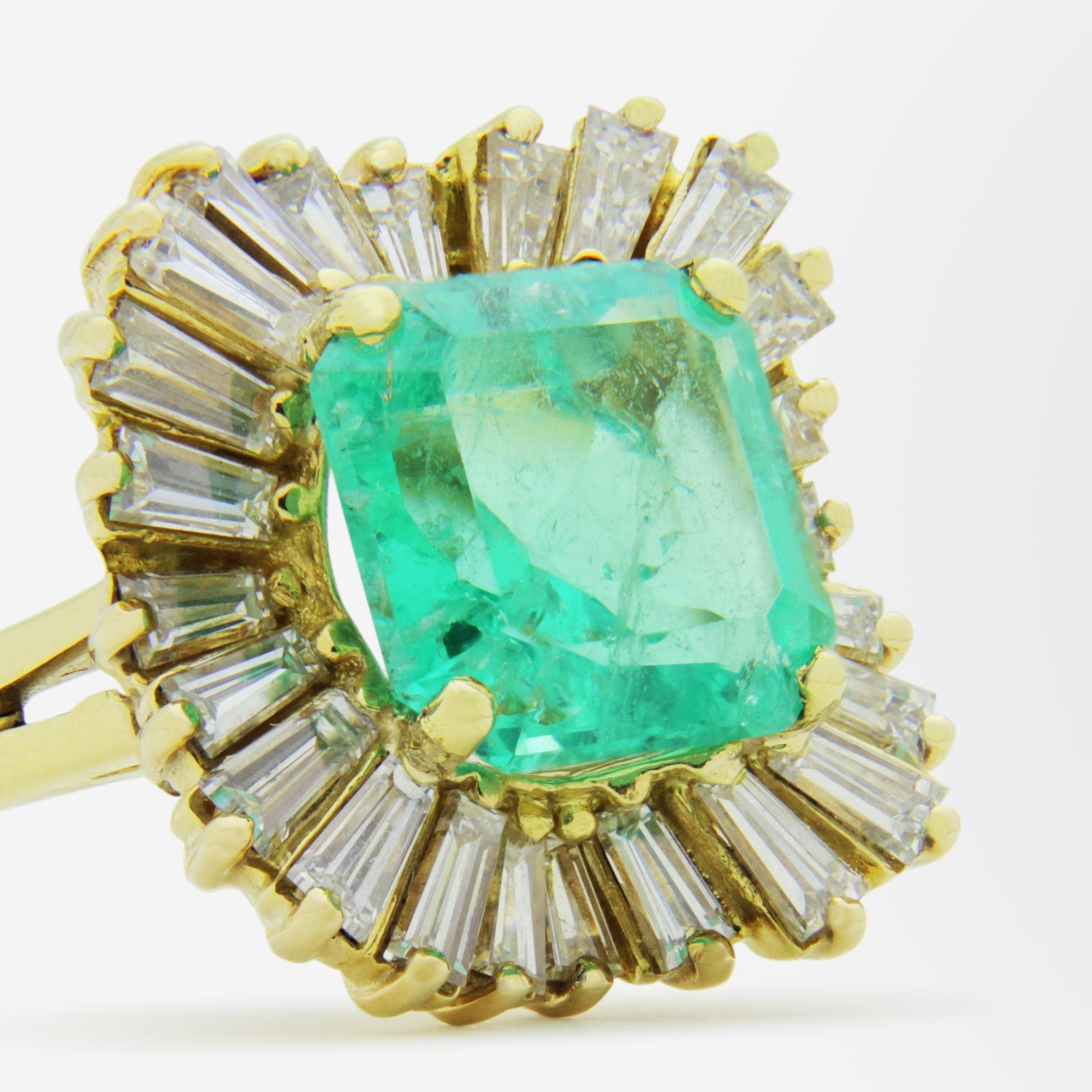 Emerald Cut Exceptional Emerald and Diamond 'Ballerina' Ring