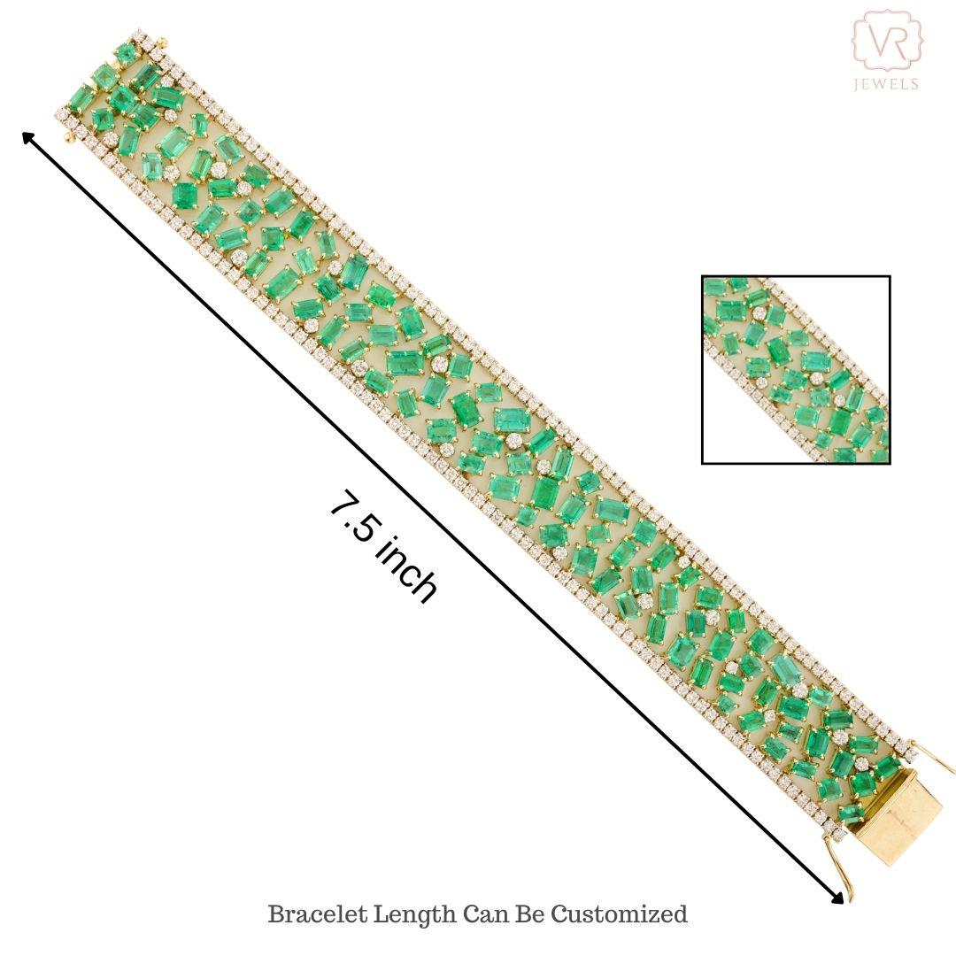 Exceptional Emerald Diamond Wide Cocktail Bracelet Gift in 18k Solid Yellow Gold For Sale 2