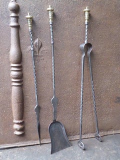 Exceptionnels outils de cheminée Art nouveau anglais