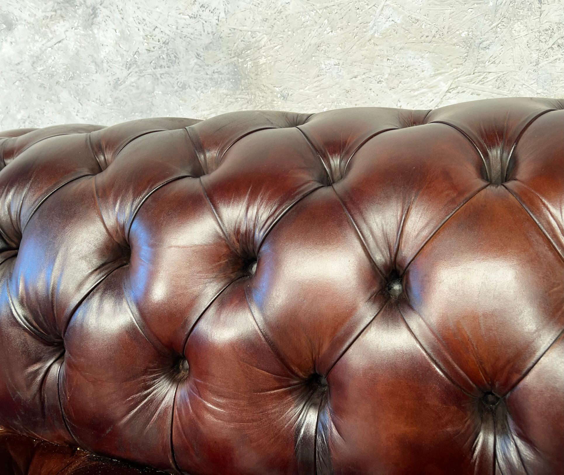 Exceptional English Fully Buttoned Patinated Leather Chesterfield Sofa #390 For Sale 4