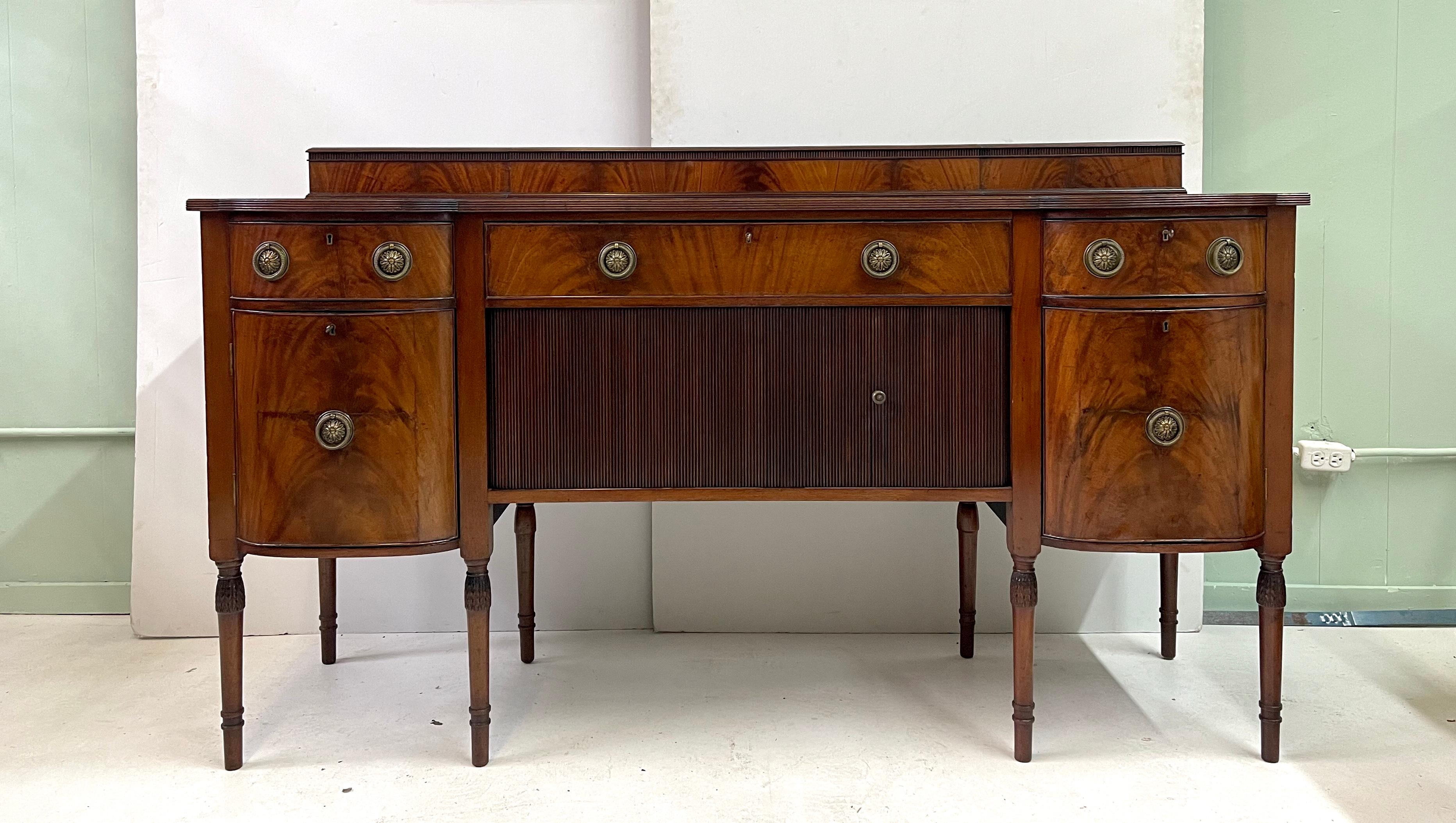Georgian Exceptional English Mahogany Sideboard For Sale