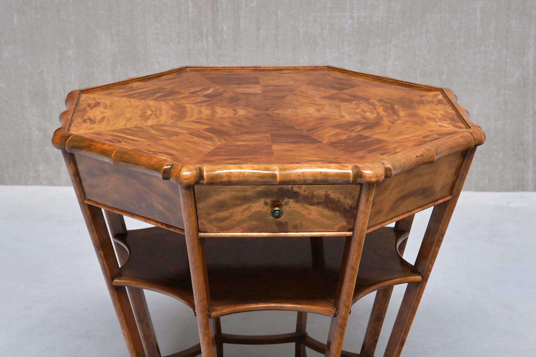 Exceptional Expressionist Octagonal Center Table in Flamed Birch, Germany, 1920s For Sale 7