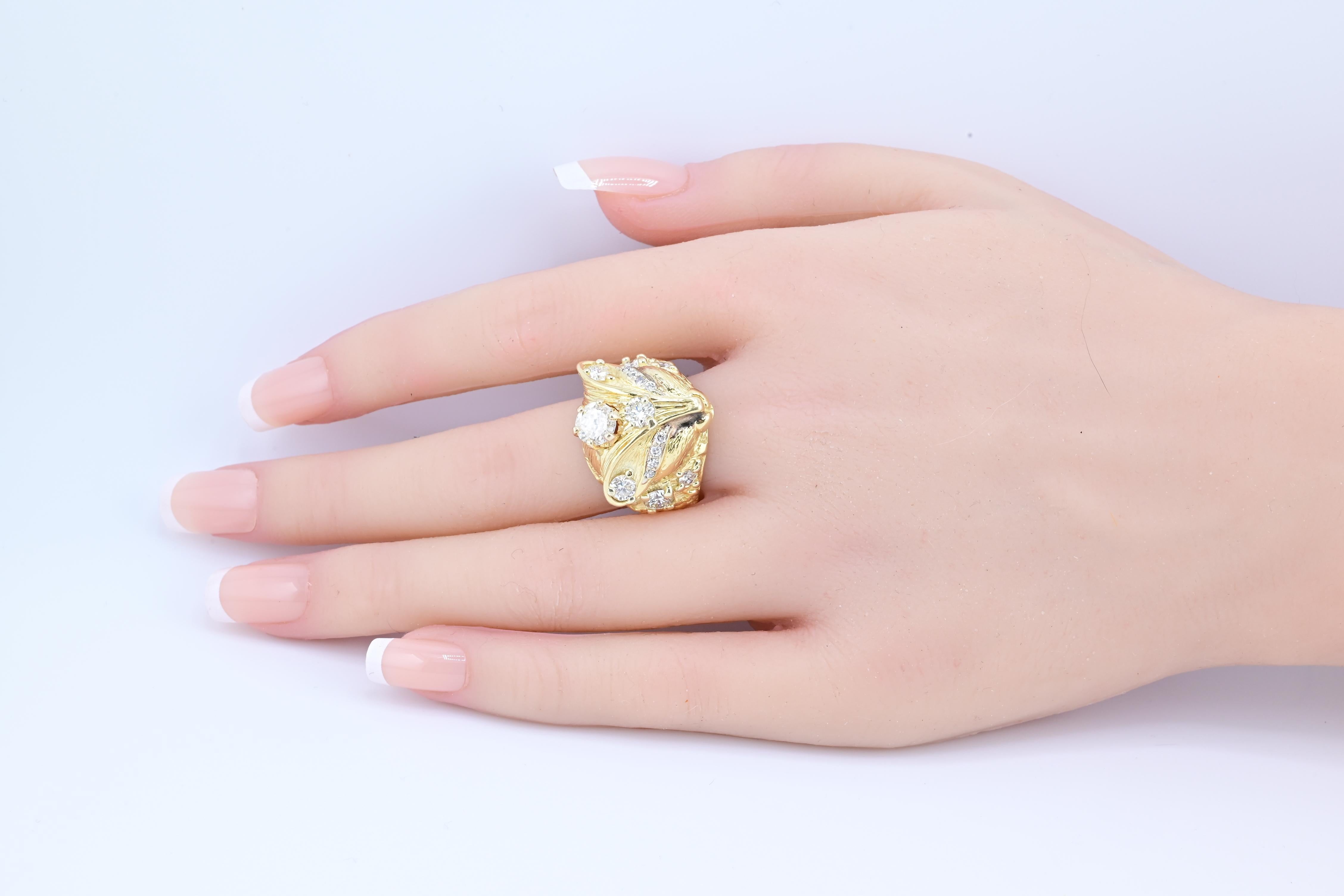 Women's or Men's Exceptional Fine 14K Yellow Gold Fox Ring With Natural Diamonds 14.08 Grams