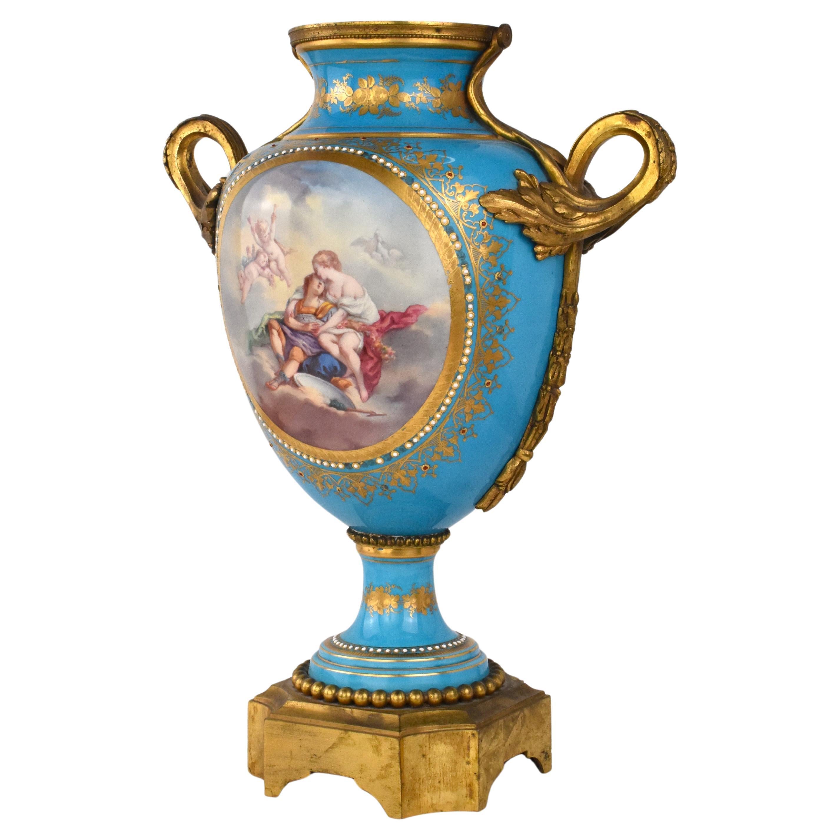 Francese ECCEZIONALE VASO DI PORCELLANA ANTICO SÈRVERS FRANCESE, XIX SECOLO in vendita