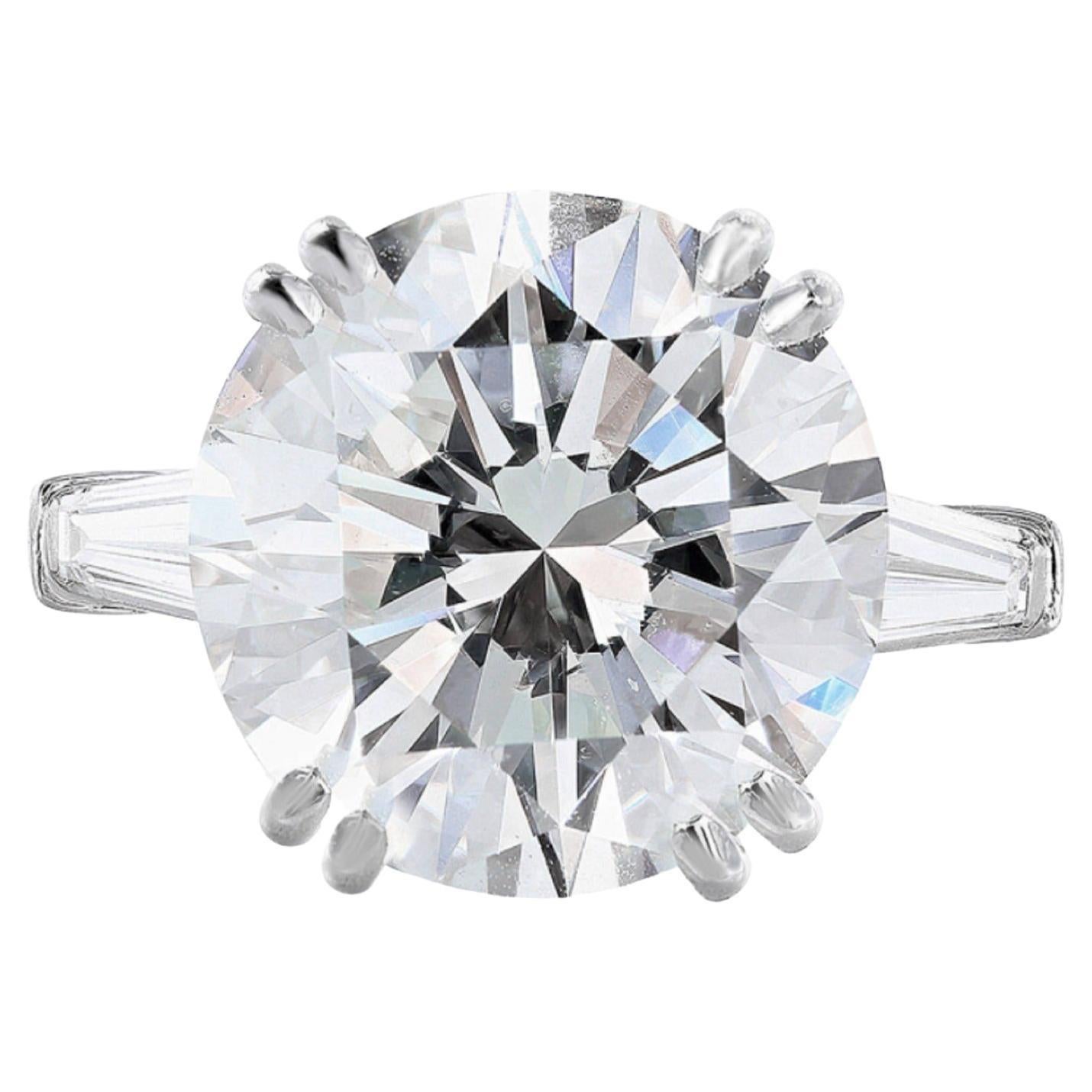 Round Cut GIA Certified 5 Carat Round Brilliant Cut Diamond Ring For Sale