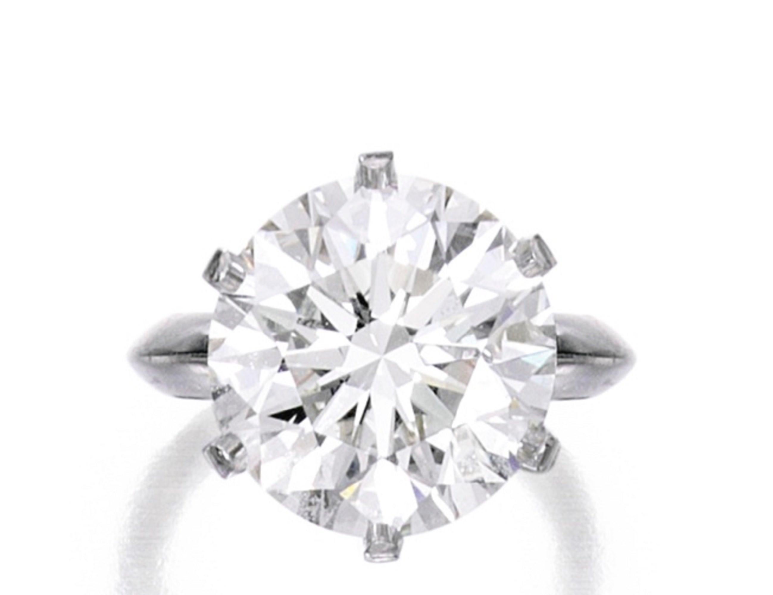Der klassische und zeitlose sechs Zacken authentische Antinori Fine Jewels 7 Karat runde Brillantschliff Diamantring in massivem Platin gefasst

Bitte überprüfen Sie das GIA Zertifikat der Stein ist wunderschön und hat die besten Proportionen

