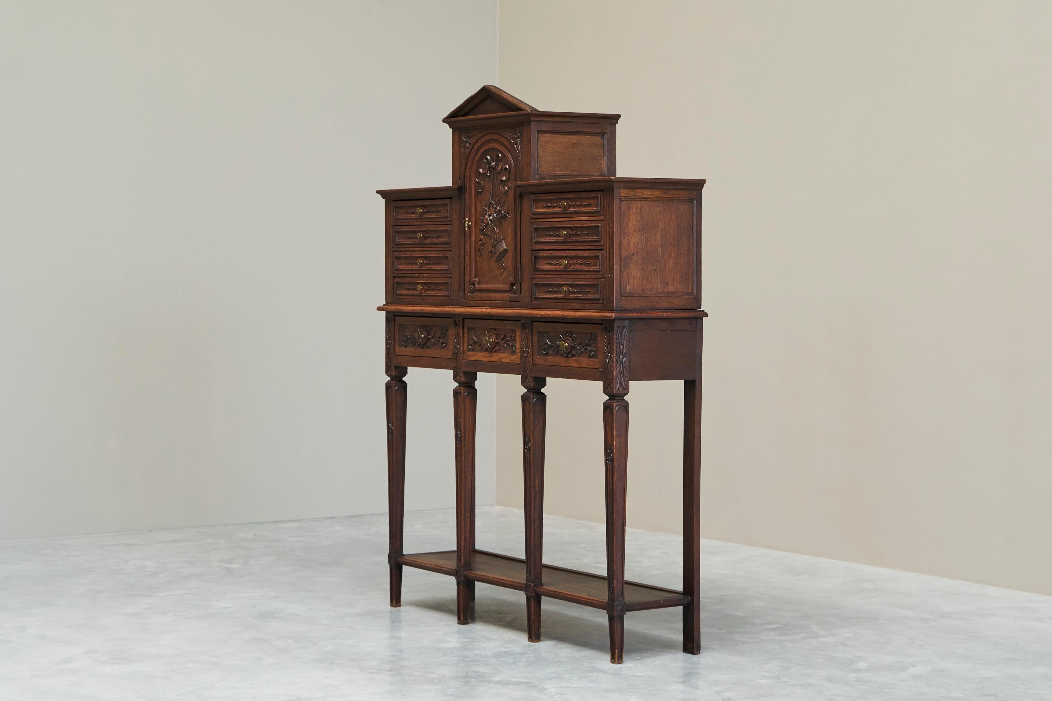 Exceptional Flemish Treasure Cabinet in Carved Oak Late 19th Century For Sale 3