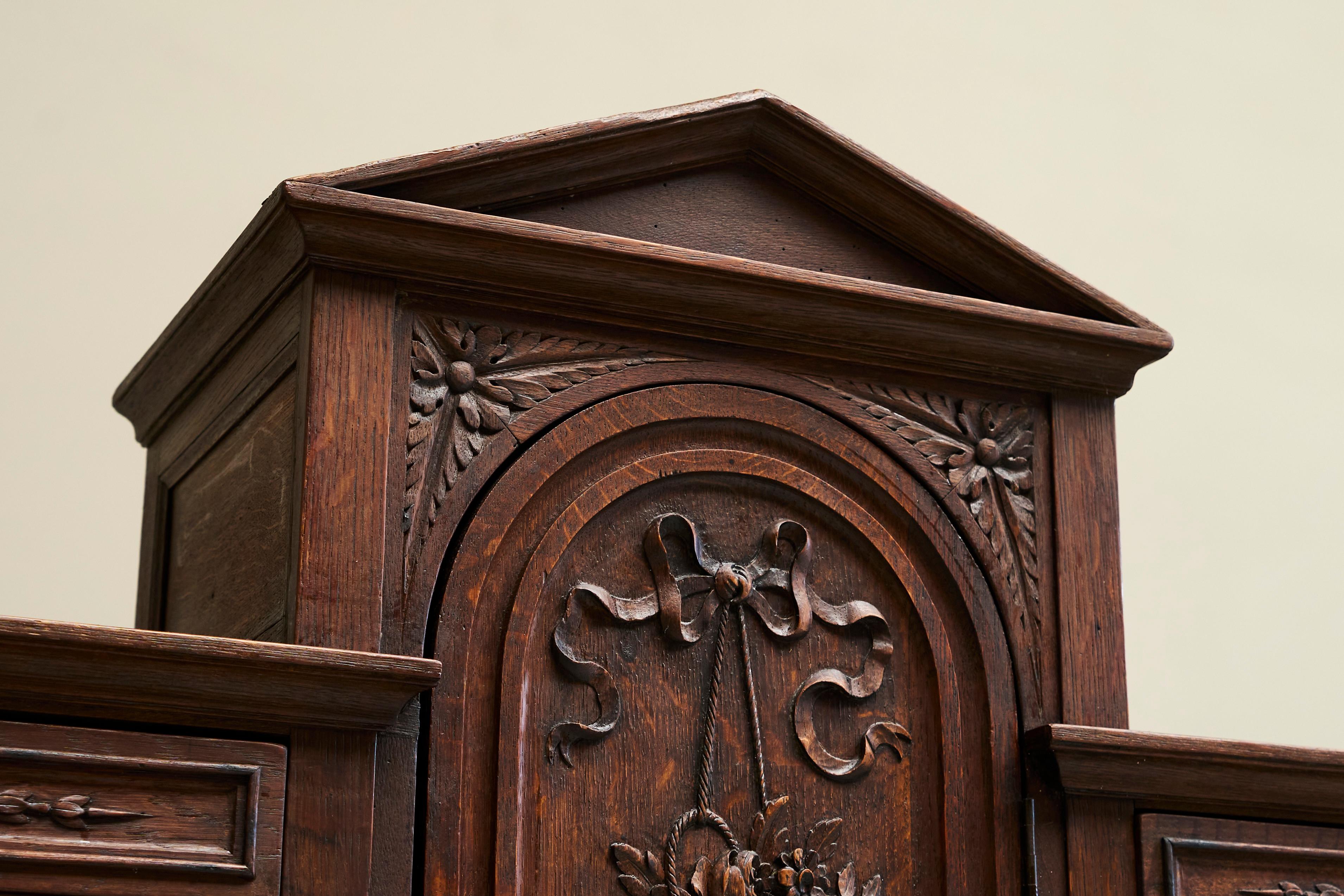 Neoclassical Exceptional Flemish Treasure Cabinet in Carved Oak Late 19th Century For Sale