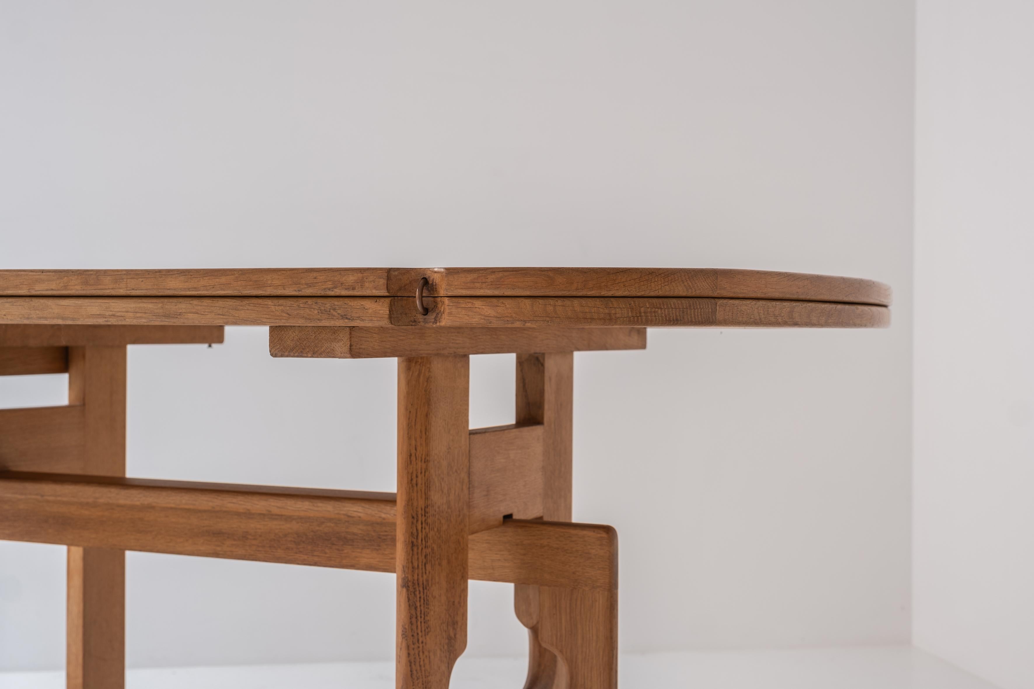 Exceptional folding dining table by Guillerme et Chambron, France 1970s. For Sale 1