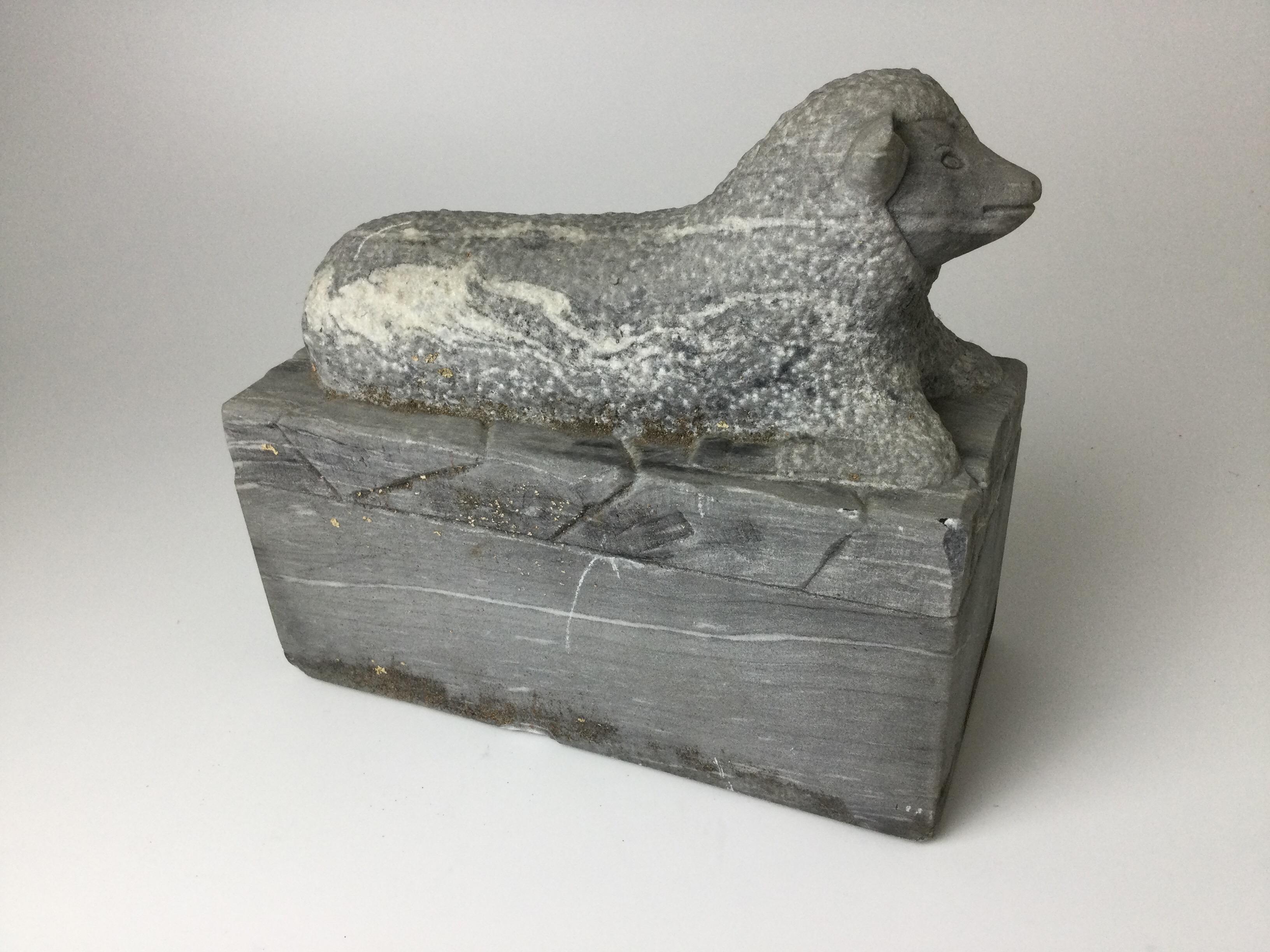 Exceptional Folk Art Marble Lamb 19th Century Good Size and Quality Florence S In Good Condition In Lambertville, NJ