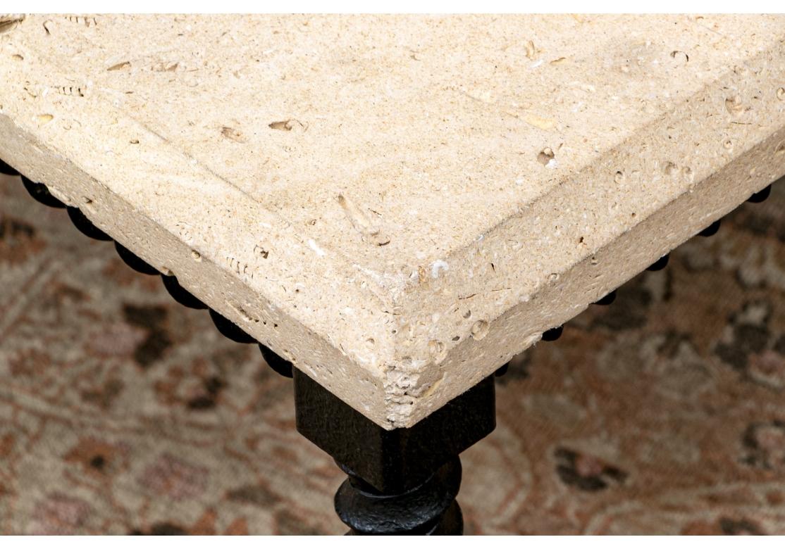 Außergewöhnlicher Formations Baldacchino Muschelstein-Cocktailtisch für Holly Hunt im Zustand „Starke Gebrauchsspuren“ im Angebot in Bridgeport, CT