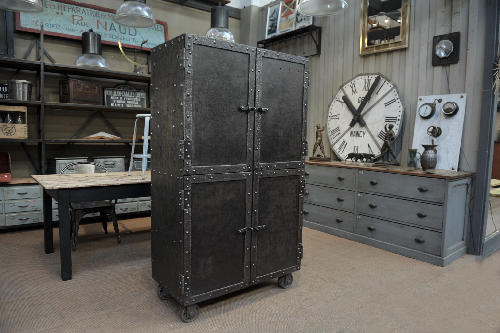 Exceptional Four-Doors Industrial Riveted Iron Cabinet on Wheels, circa 1900 6