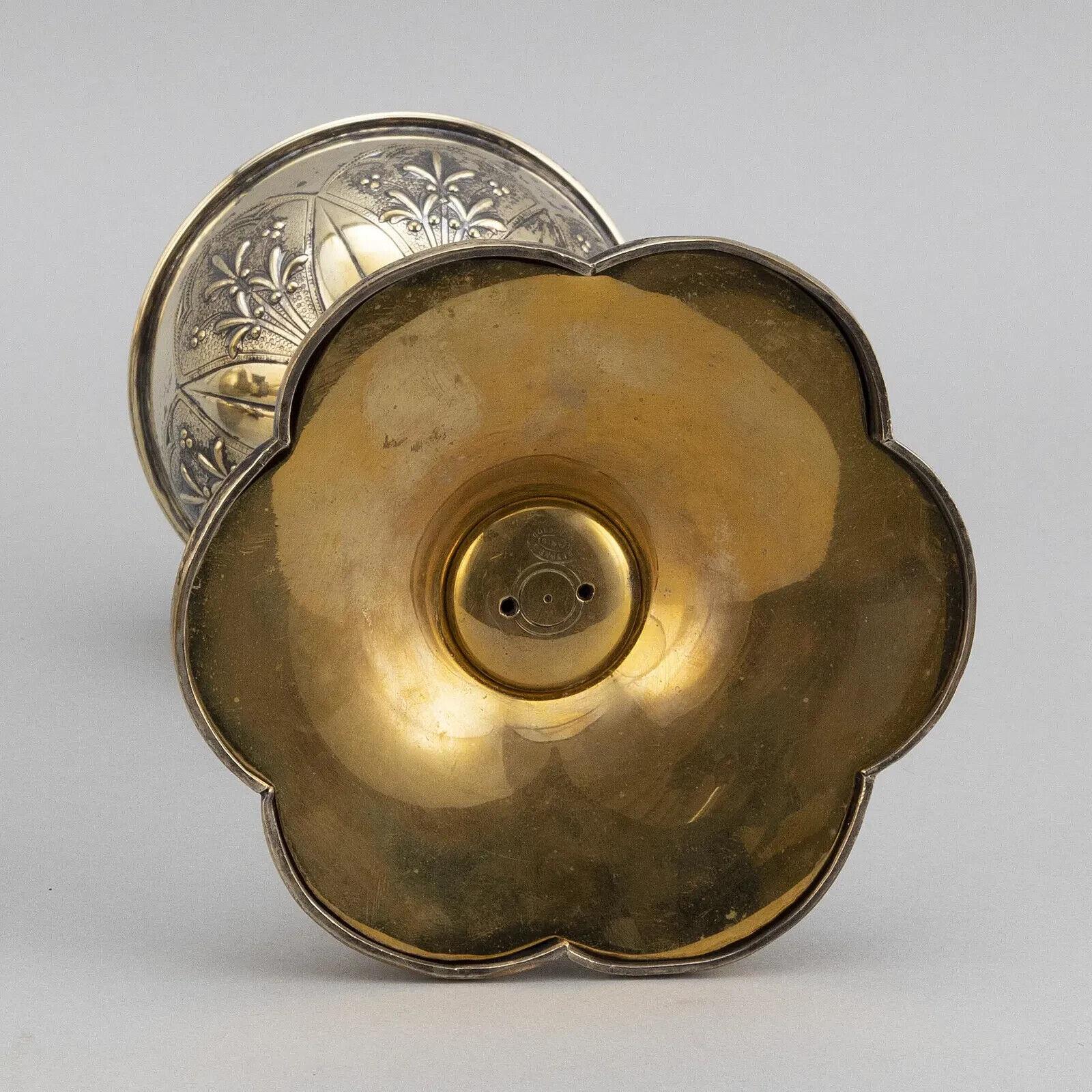 Doré Exceptionnel Calice Ciborium signé en argent 950 et émail français en vente
