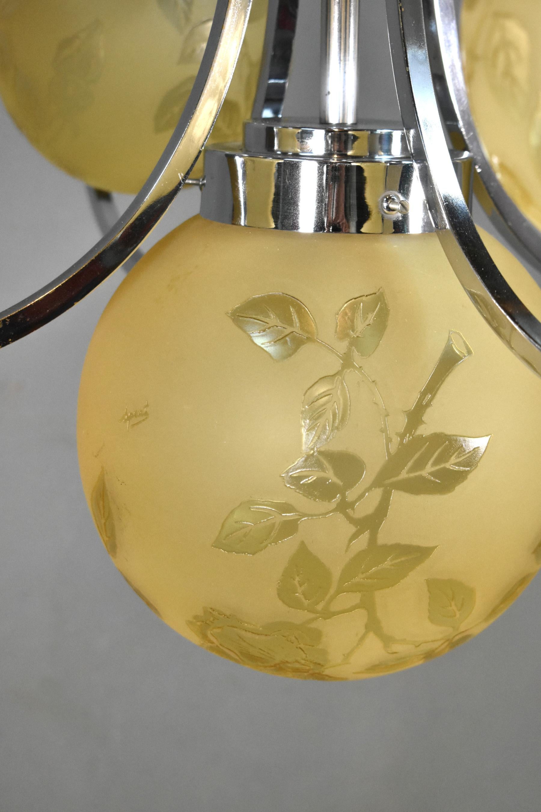 Exceptional French Art Deco Chandelier Light 5