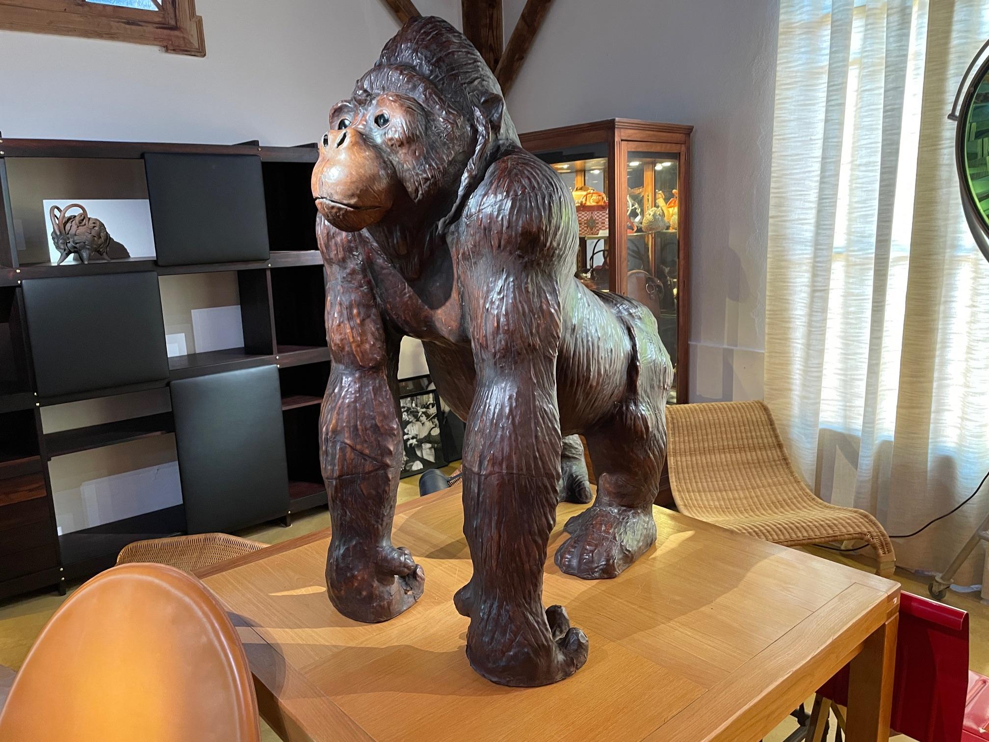 Exceptional French Gorilla Sculpture Diorama, mid-19th century For Sale 3