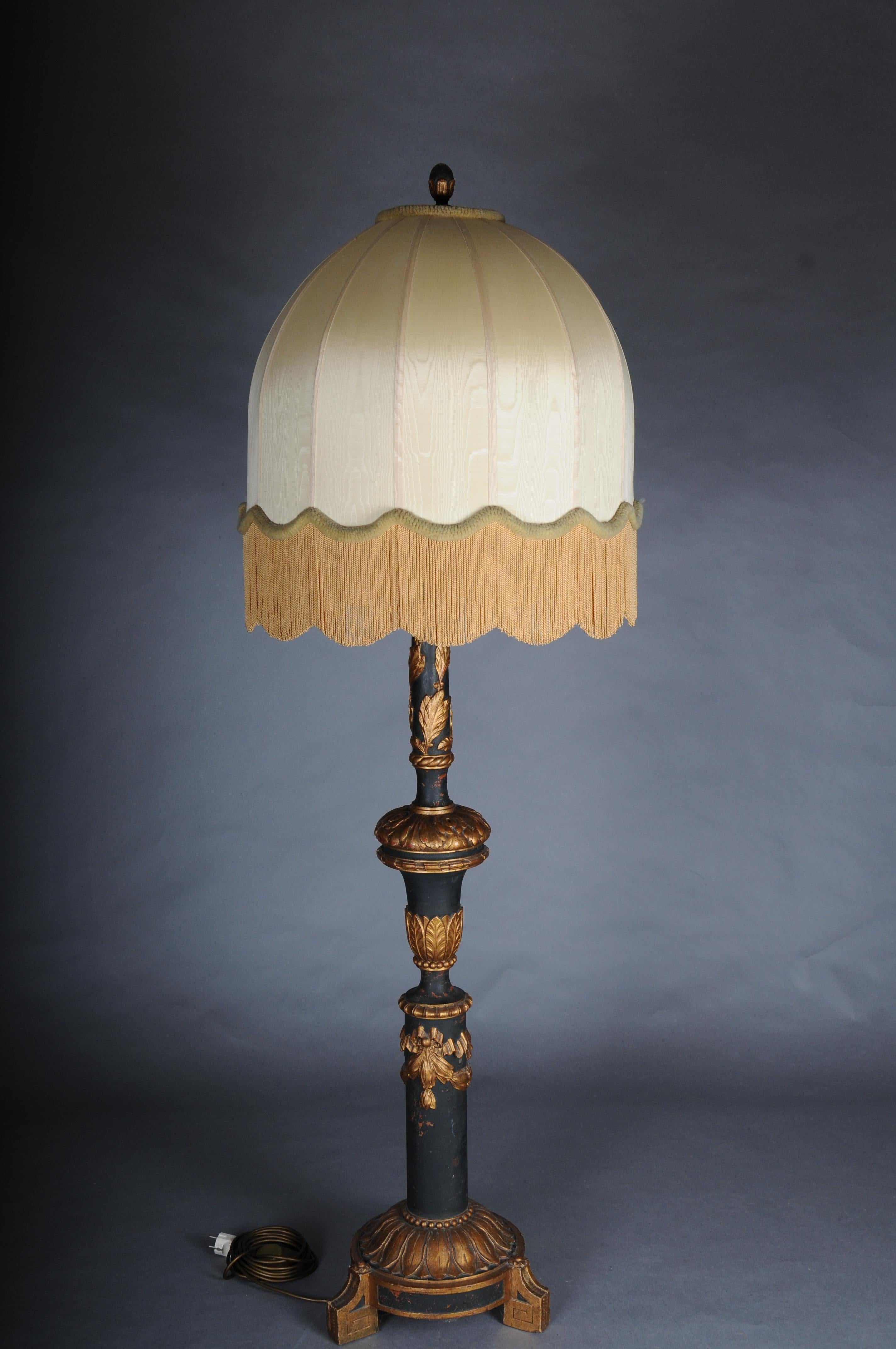 Neoclassico Eccezionale lampada da terra neoclassica francese del 1880 in vendita